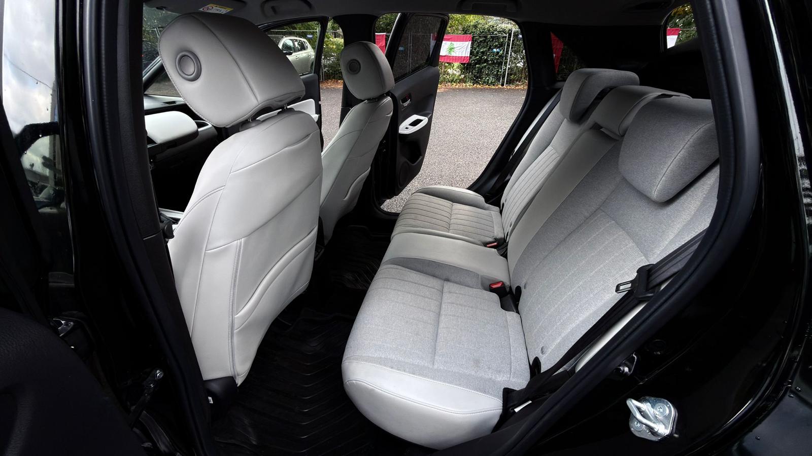 HONDA Jazz 1.5i-MMD Elegance E-CVT-image-10