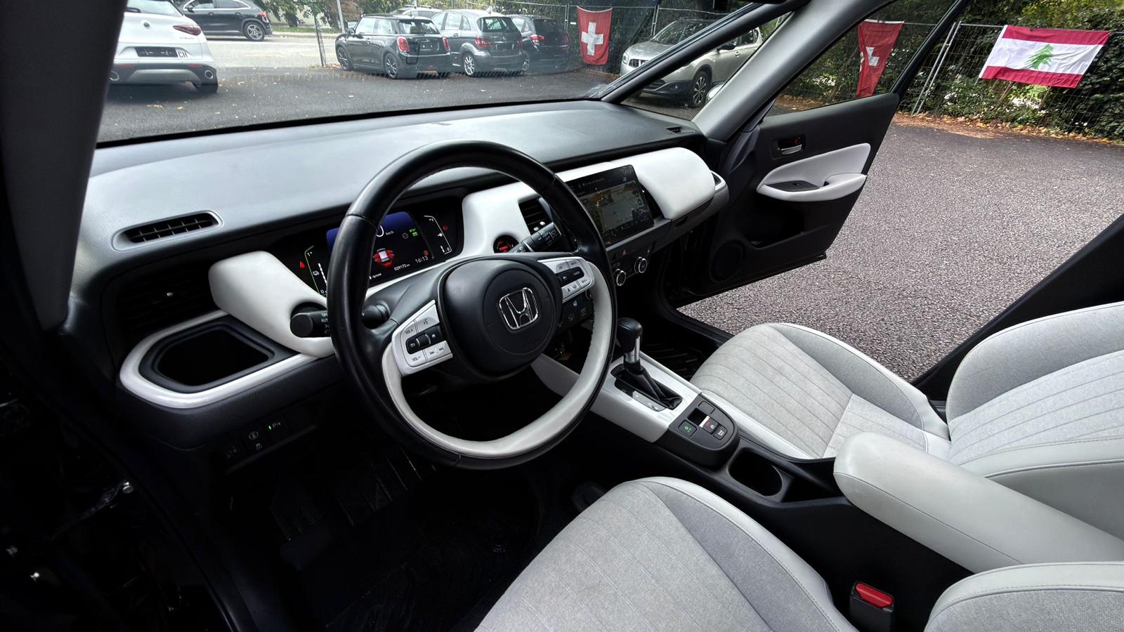 HONDA Jazz 1.5i-MMD Elegance E-CVT-image-12