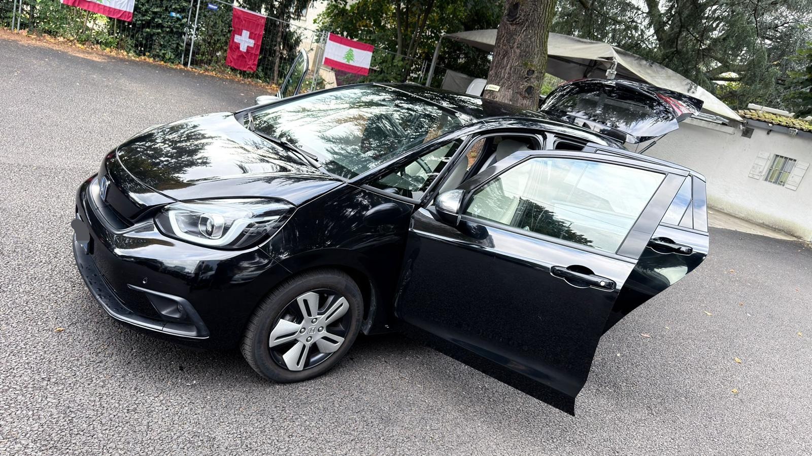 HONDA Jazz 1.5i-MMD Elegance E-CVT-image-9