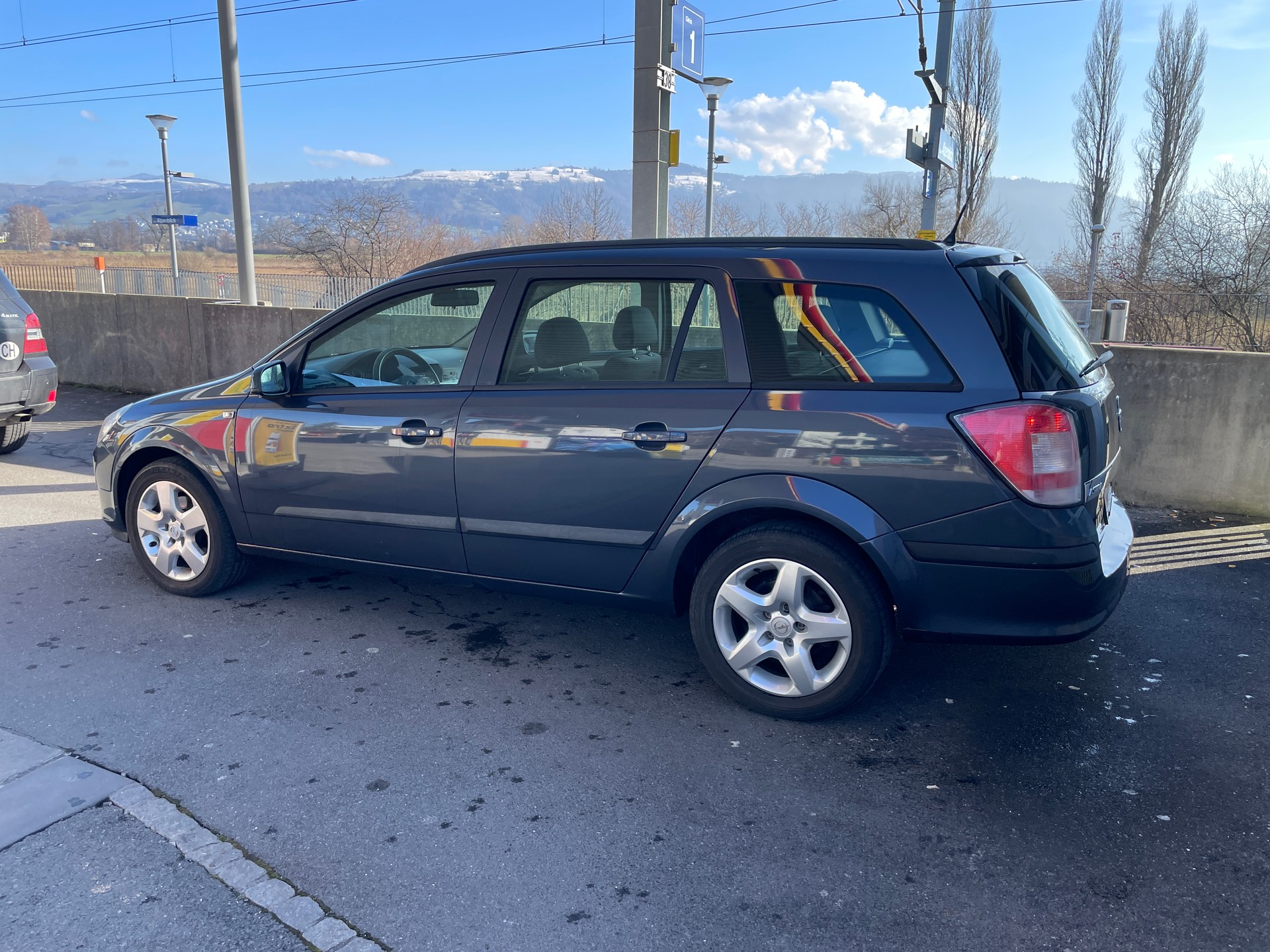OPEL Astra Caravan 1.6i 16V TP Enjoy-image-7