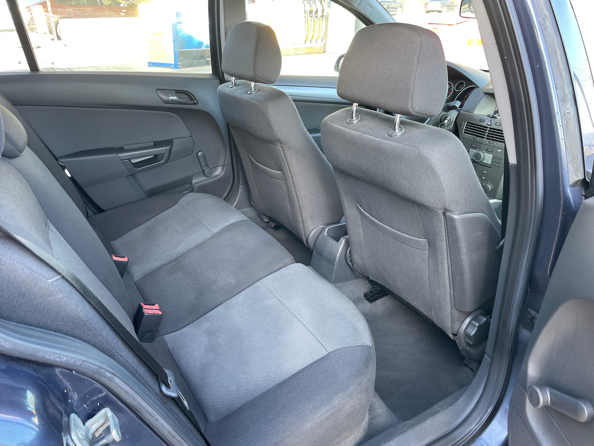 OPEL Astra Caravan 1.6i 16V TP Enjoy-image-12