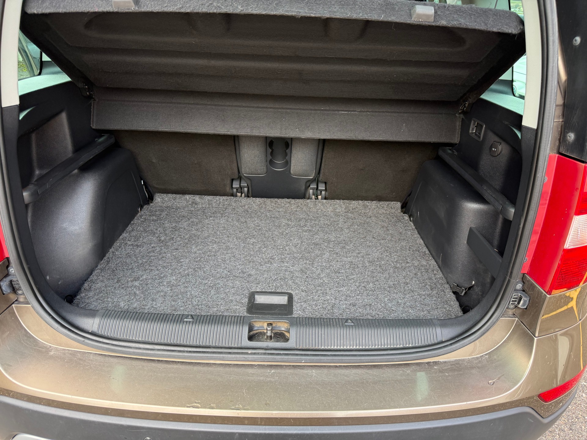 SKODA Yeti 1.8 TSI Ambition Outdoor 4x4-image-9