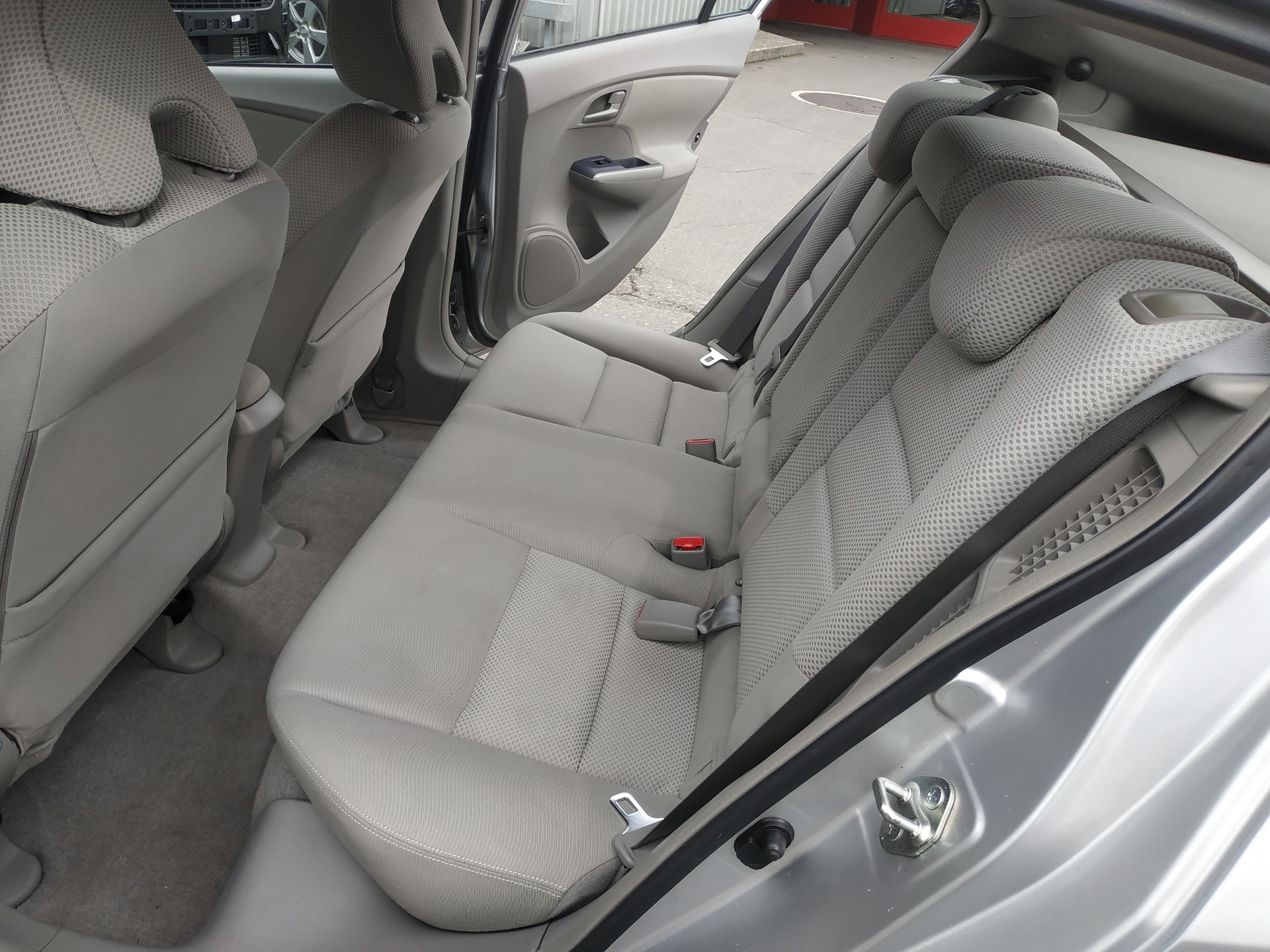 HONDA Insight 1.3i Hybrid Elegance CVT Automat-image-17