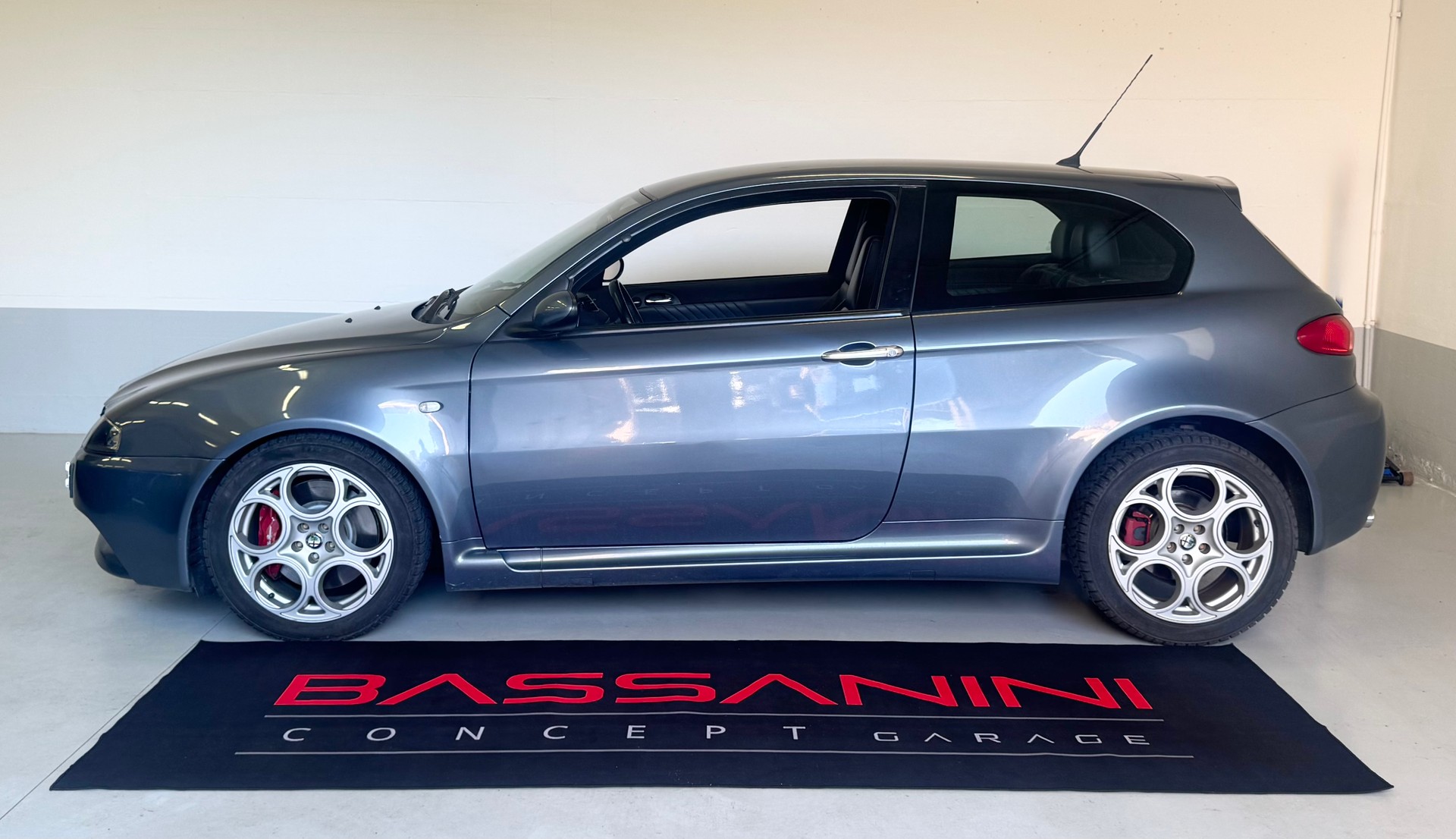 ALFA ROMEO 147 3.2 GTA