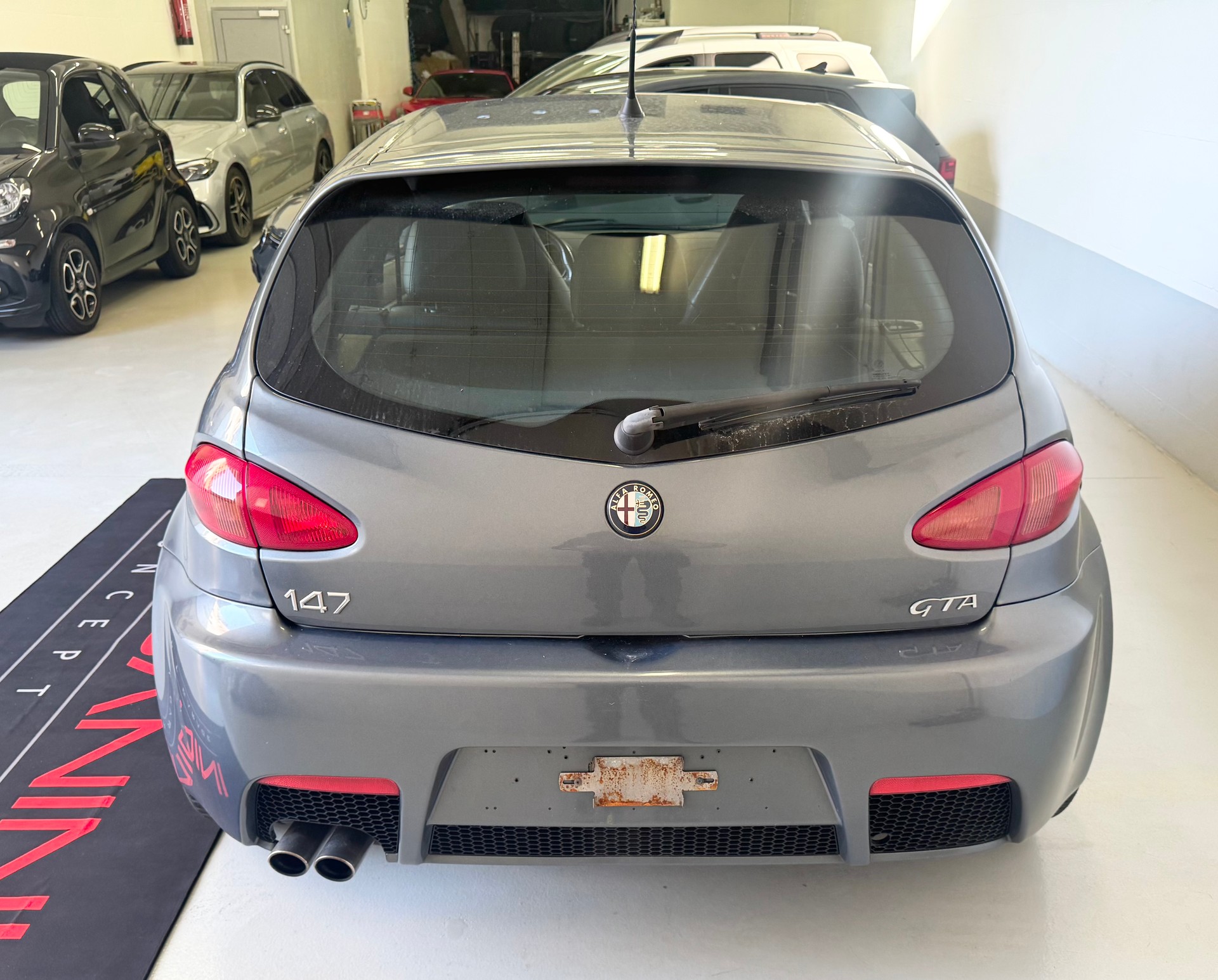 ALFA ROMEO 147 3.2 GTA-image-4