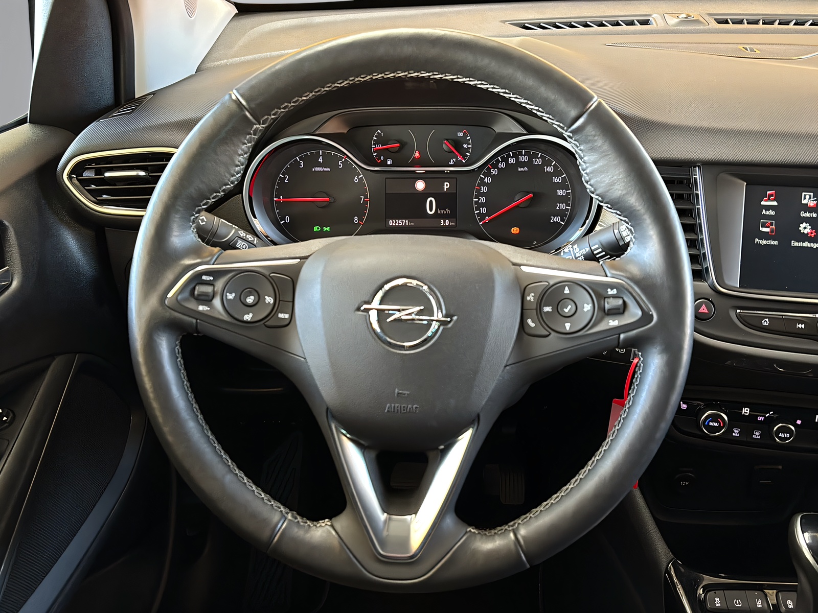 OPEL Crossland 1.2 T 130 Elegance-image-13