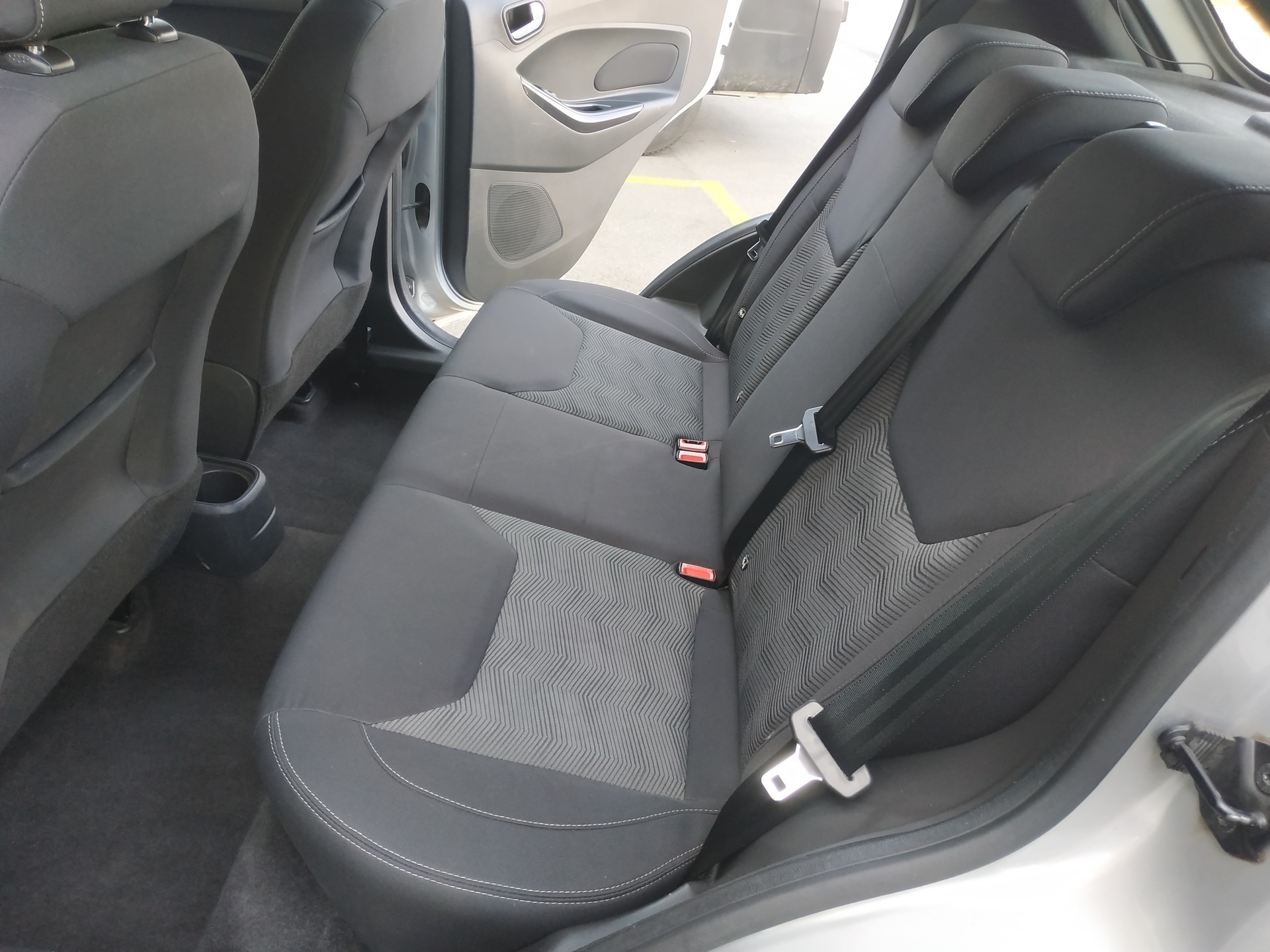 FORD KA+ 1.2 Ti-VCT Active-image-17