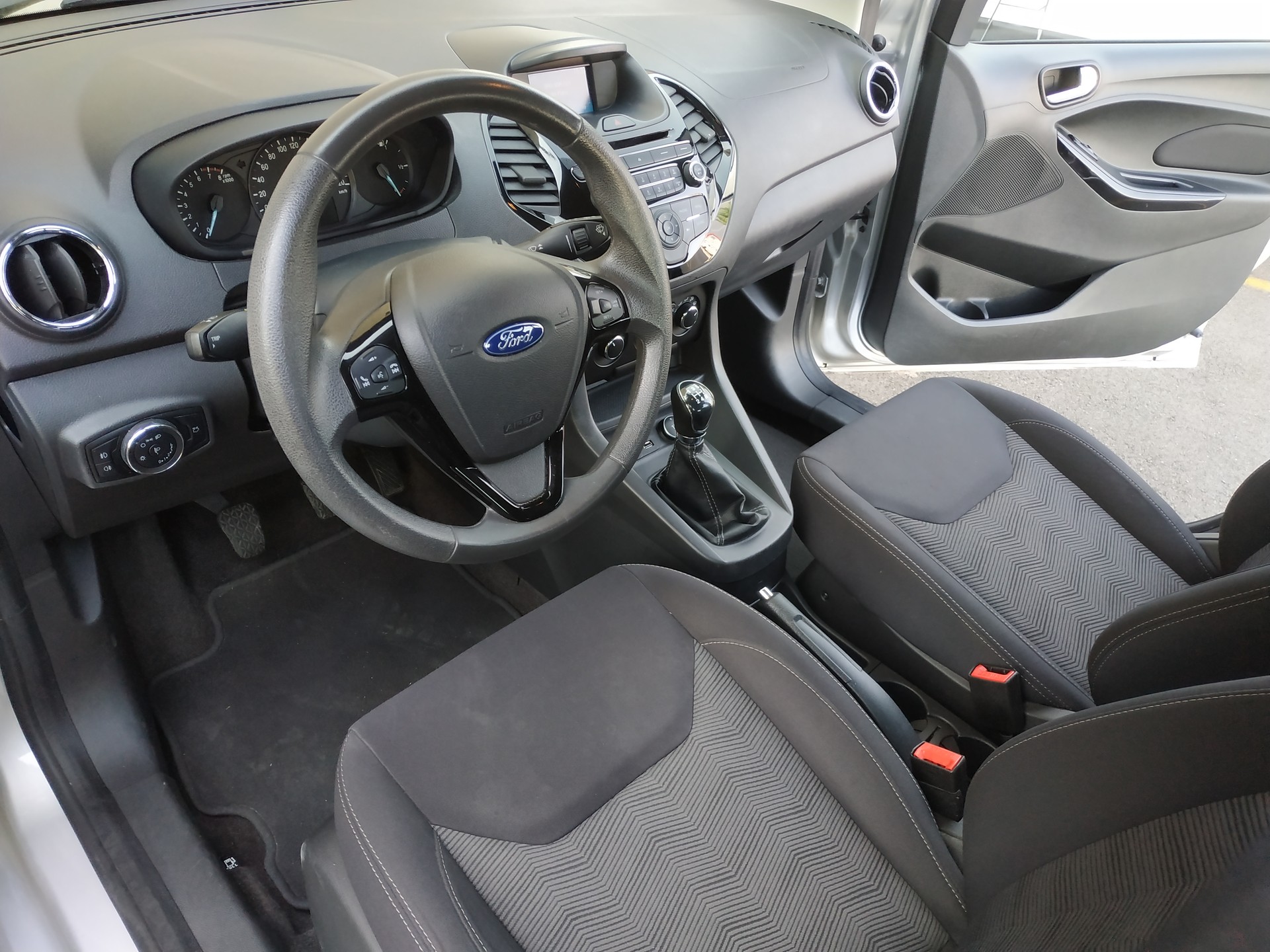FORD KA+ 1.2 Ti-VCT Active-image-9