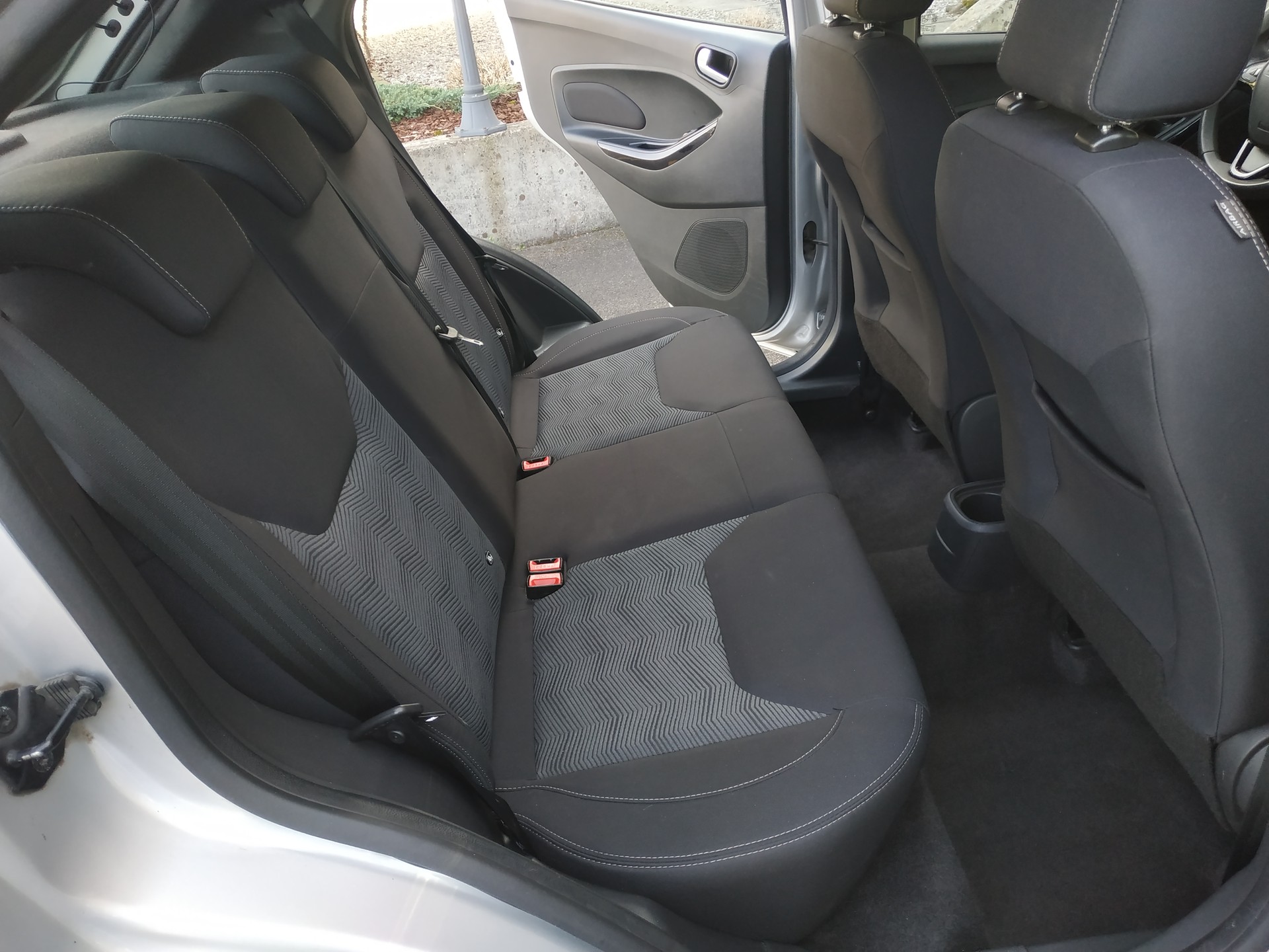 FORD KA+ 1.2 Ti-VCT Active-image-16