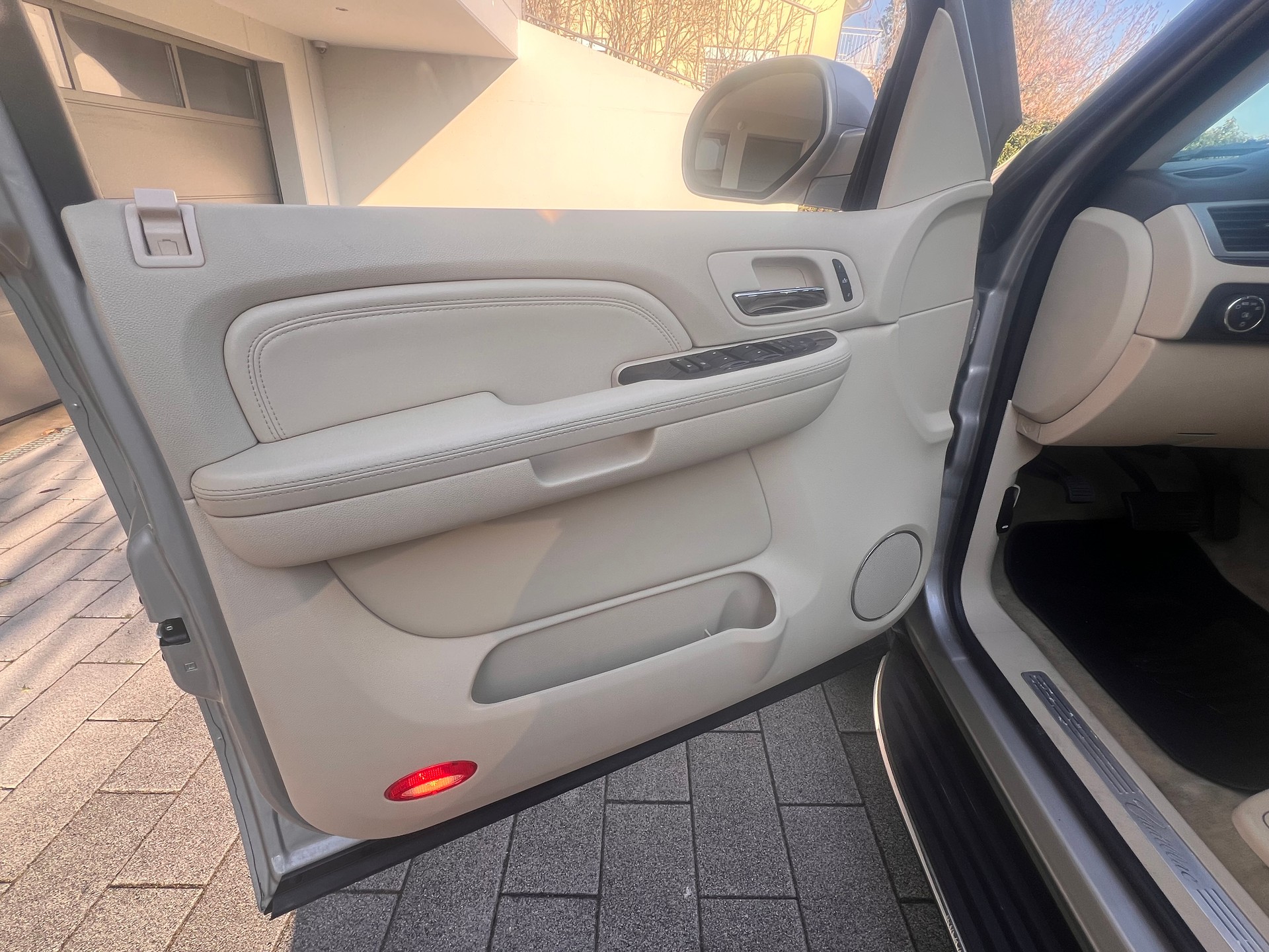 CADILLAC Escalade 6.2 Elegance-image-11