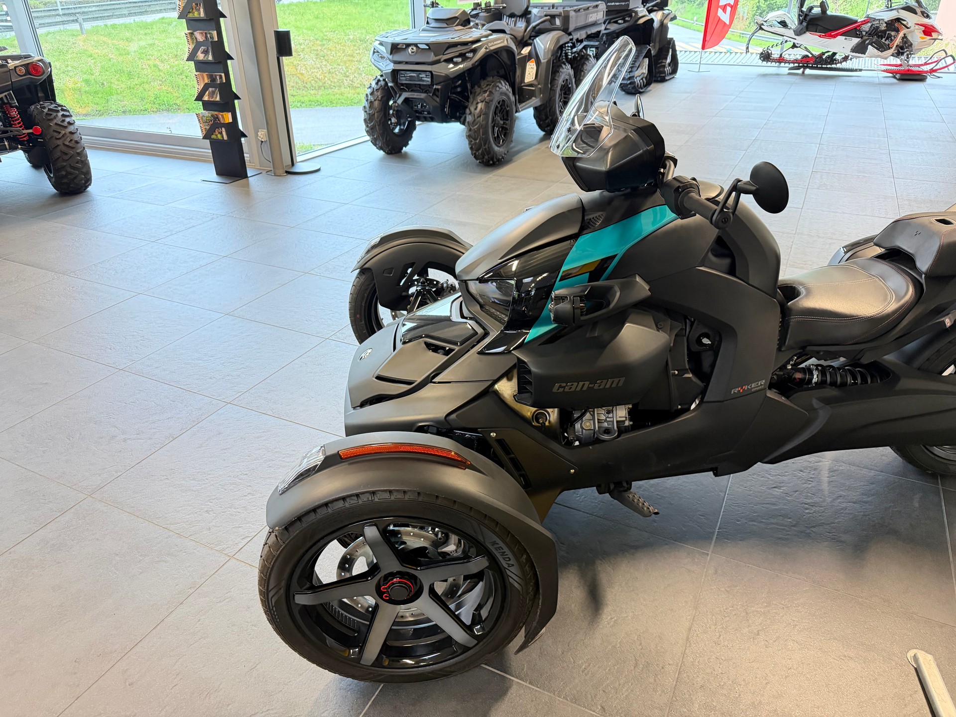 CAN-AM Ryker Ace 900 Sport-image-2