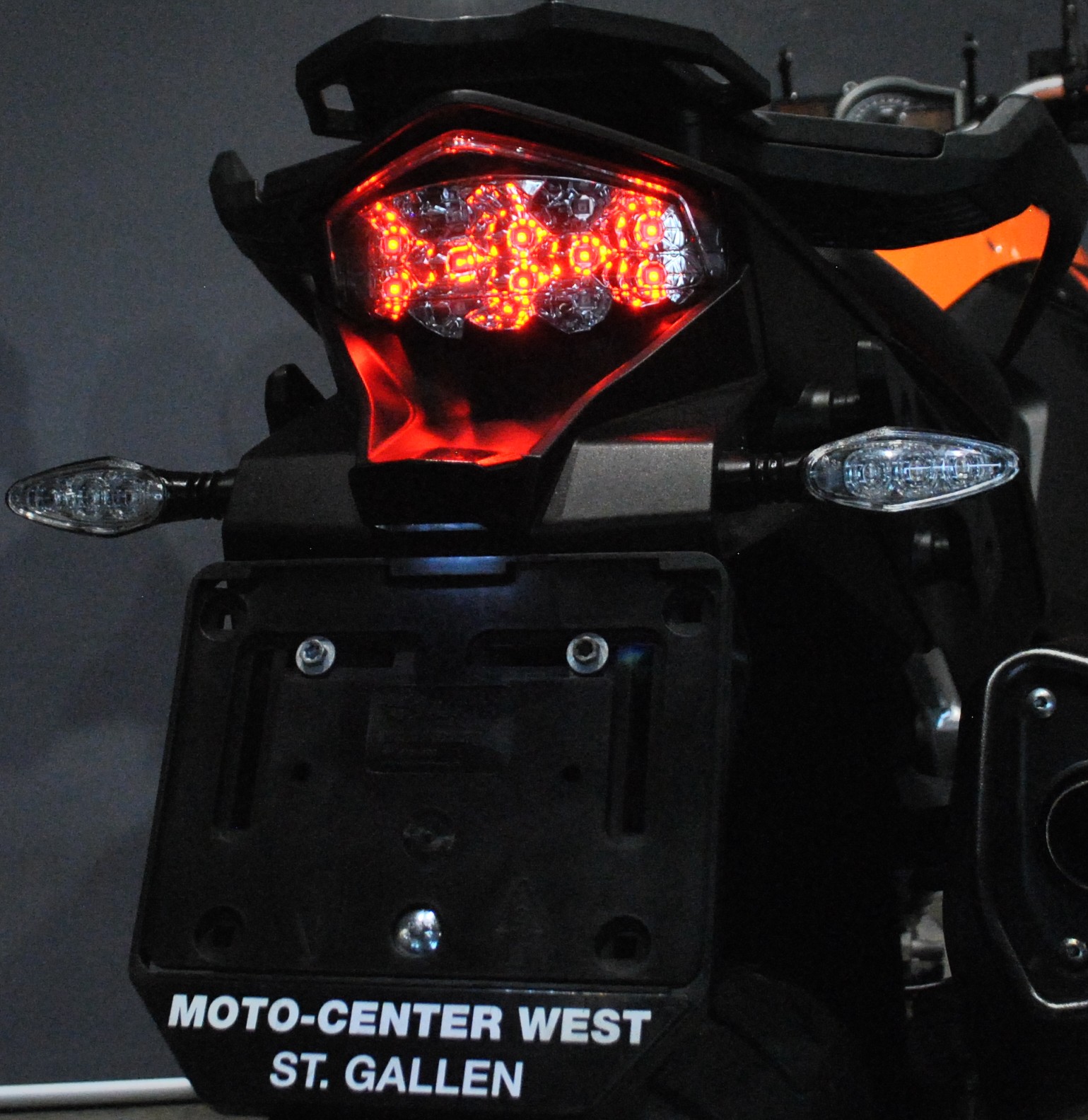 KTM 1050 Adventure ABS-image-5