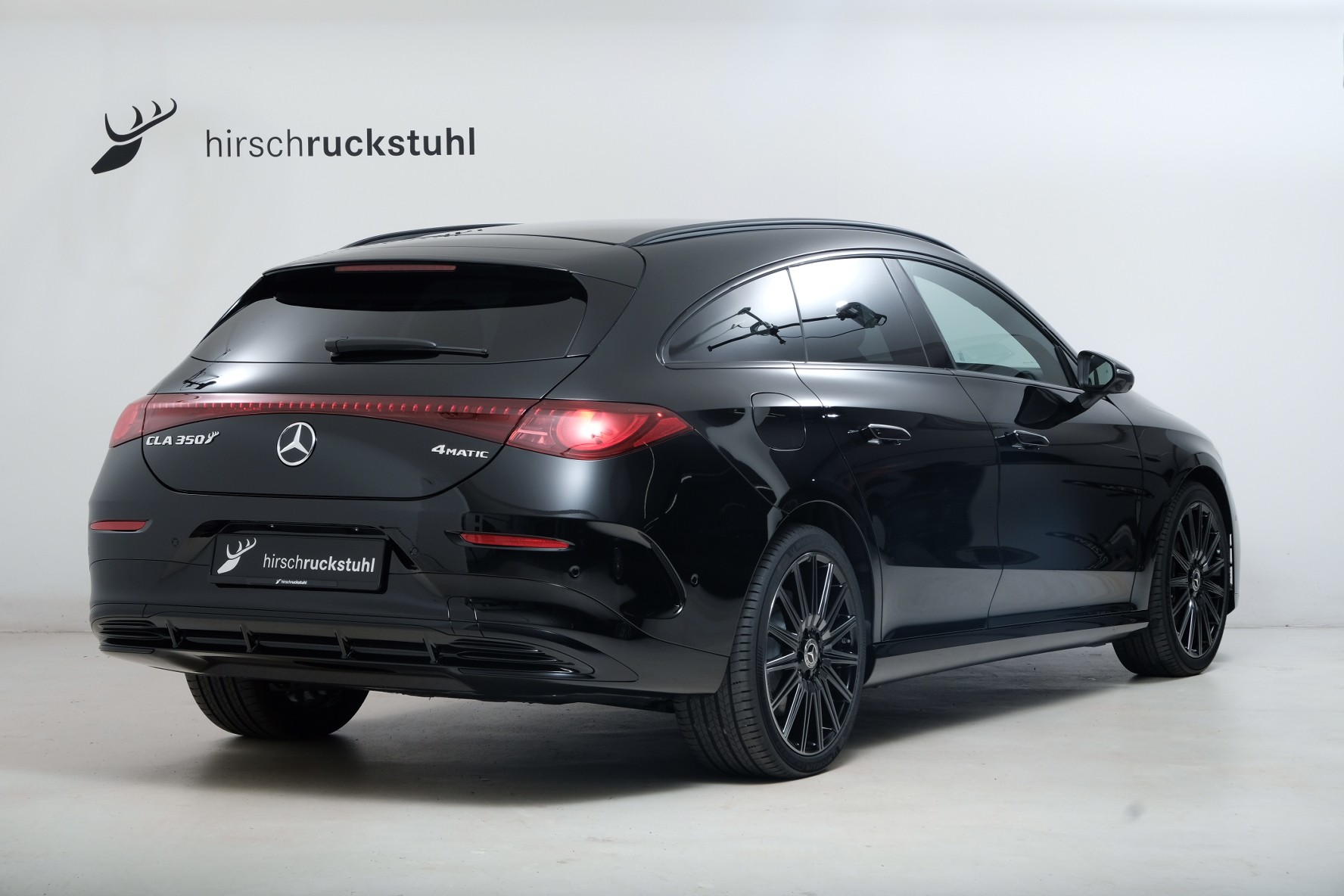 MERCEDES-BENZ CLA 350 4 Matic 85 kWh EQ-showroom-element-3