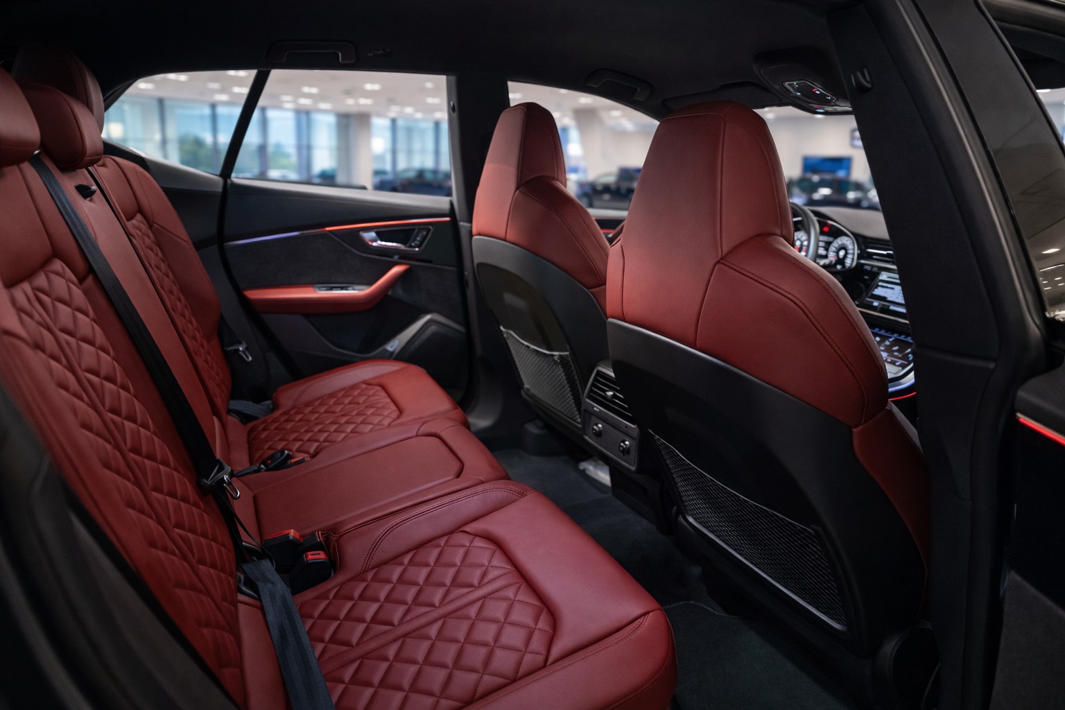 AUDI SQ8 TFSI quattro tiptronic-image-5