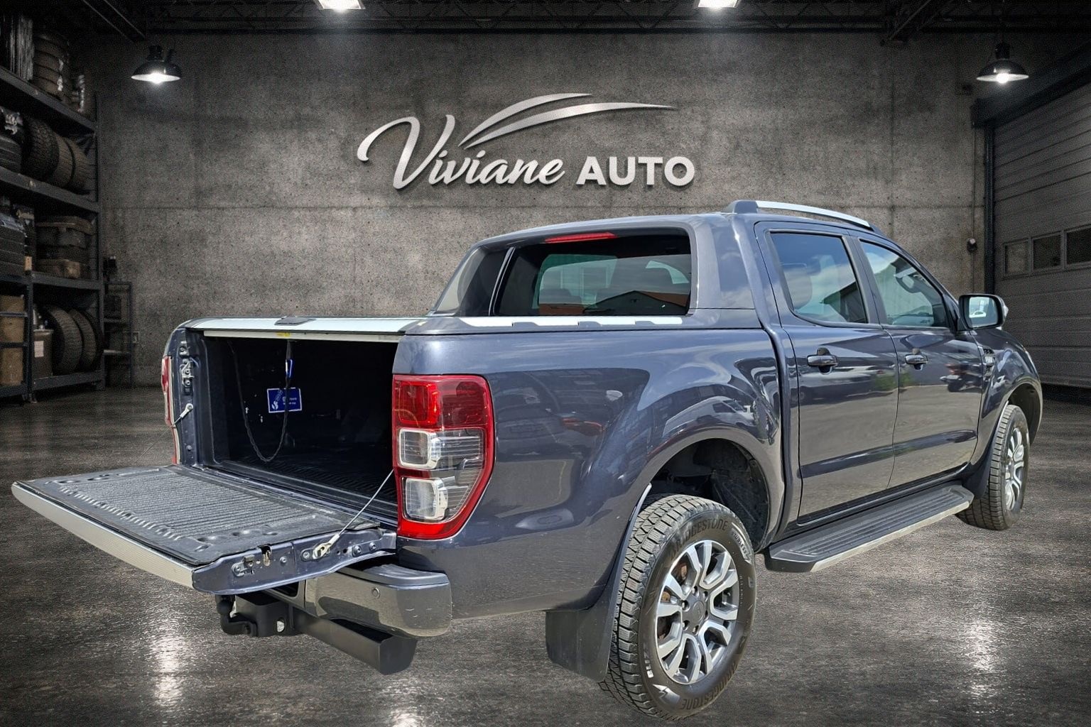 FORD Ranger Wildtrak 3.2 TDCi 4x4 A couvre-benne aluminium roulant rigide.-image-6