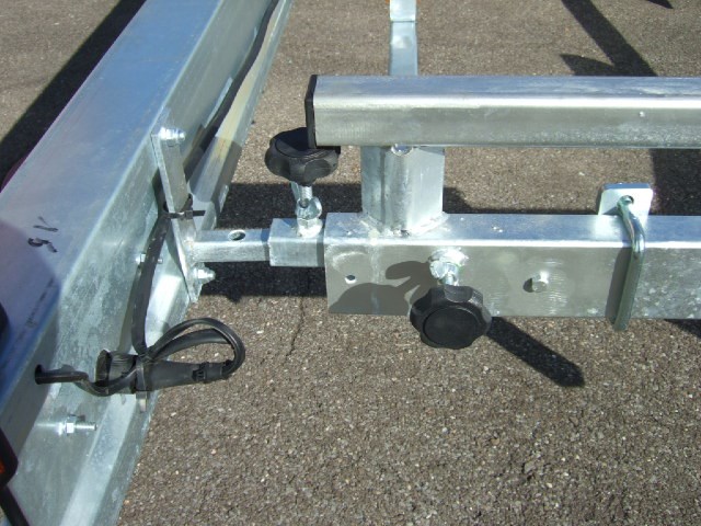TEMARED BOAT B25 2'500KG-image-8