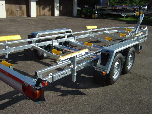 TEMARED BOAT B25 2'500KG-image-1