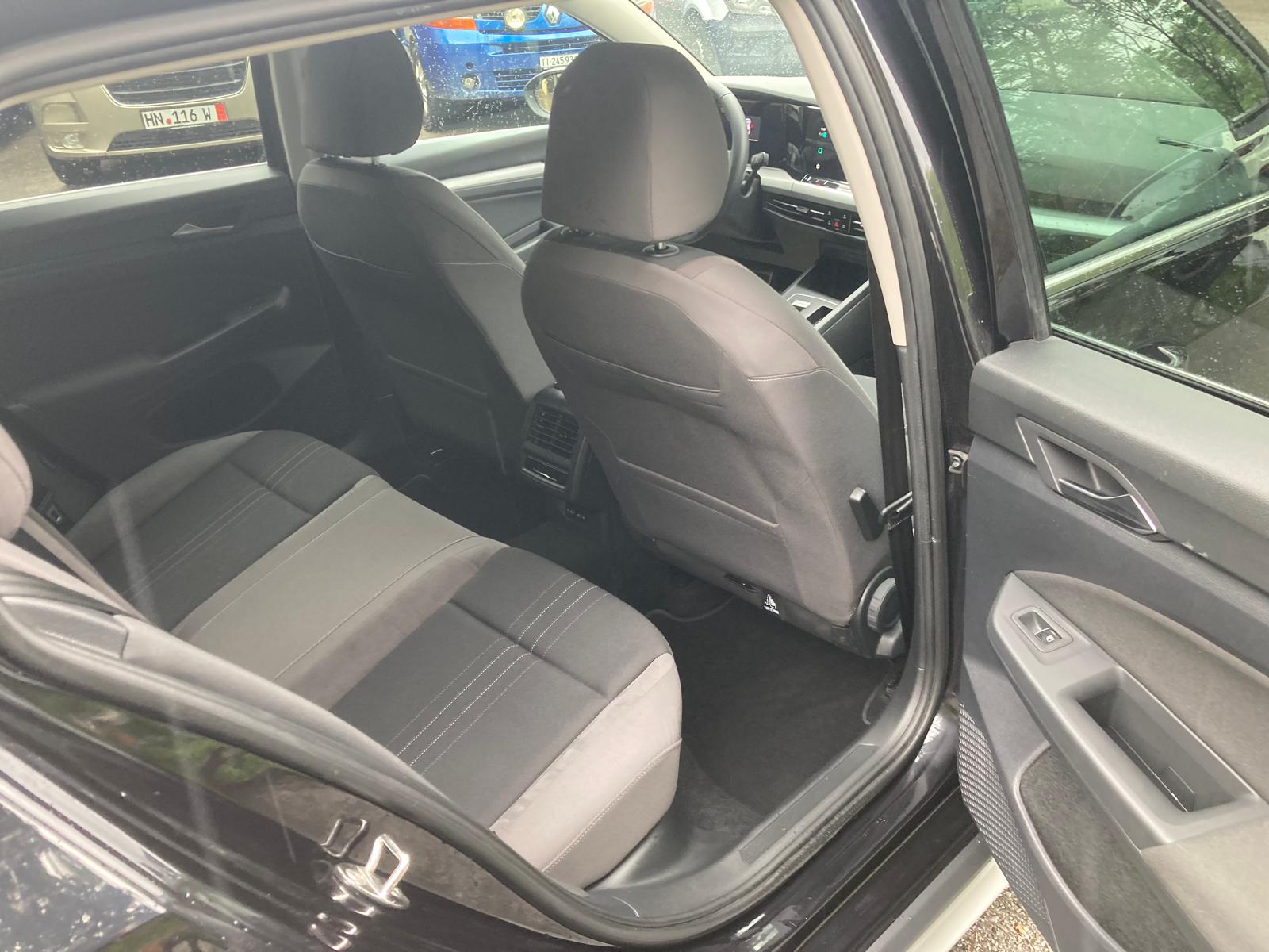 VW Golf 2.0 TSI Alltrack DSG 4Motion-image-10