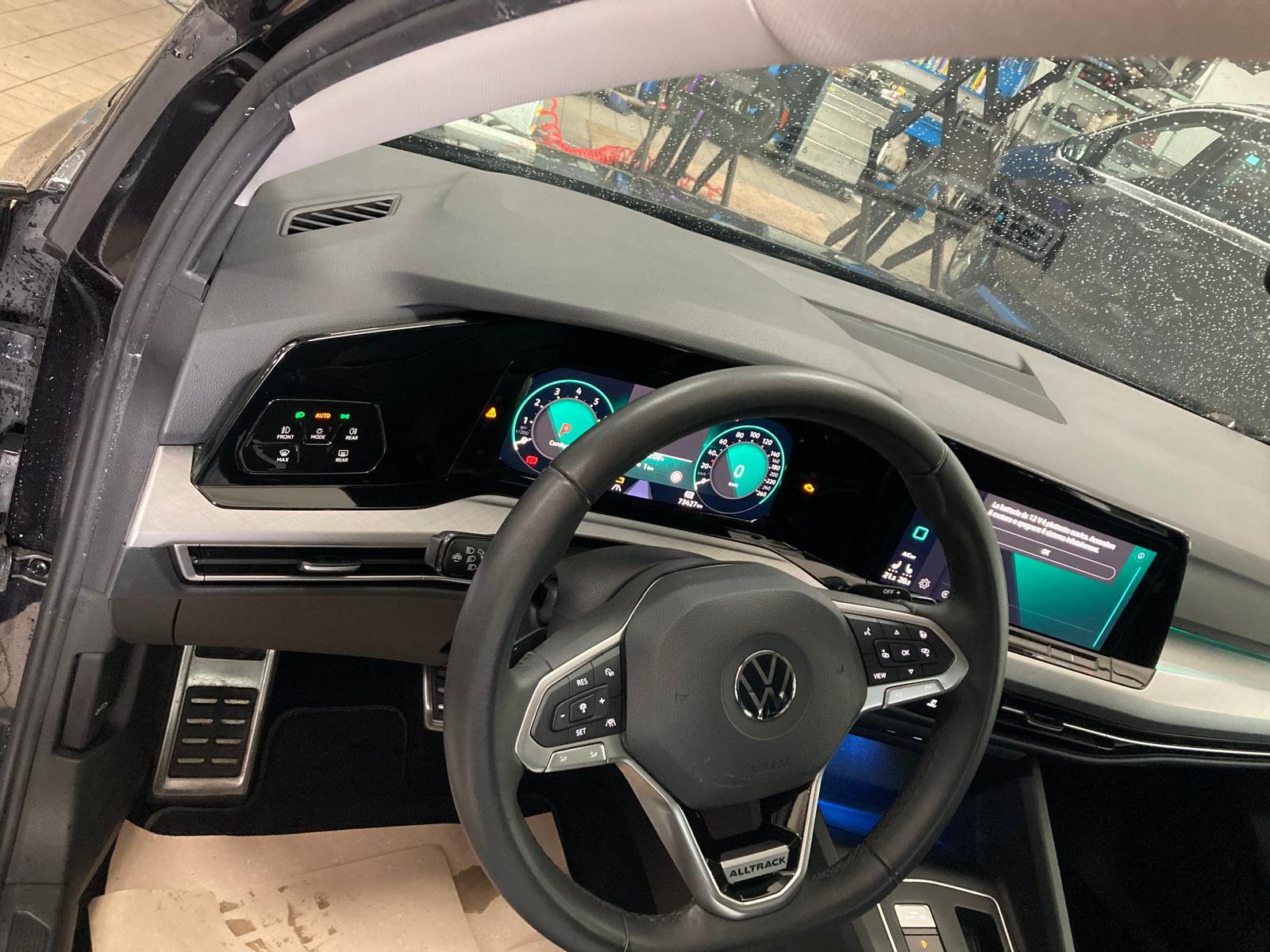 VW Golf 2.0 TSI Alltrack DSG 4Motion-image-12