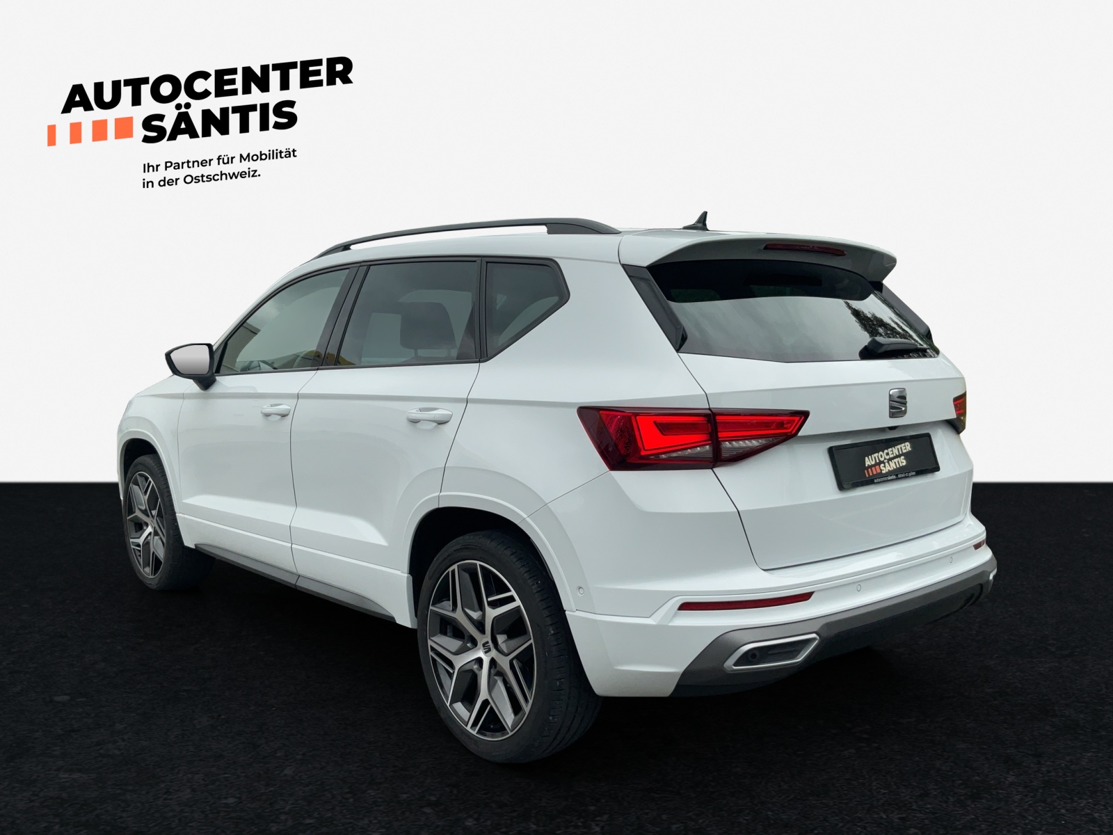 SEAT Ateca 2.0 TSI Hola FR 4Drive DSG-showroom-element-3