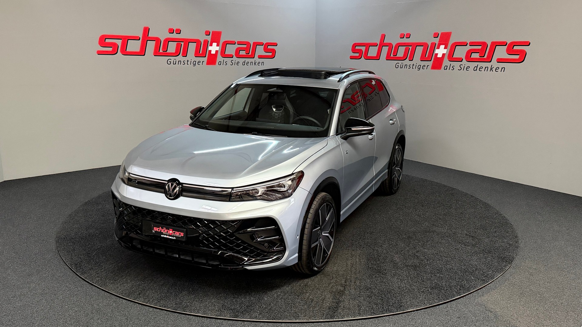VW Tiguan 2.0 TSI DSG R-Line 4Motion-showroom-element-1