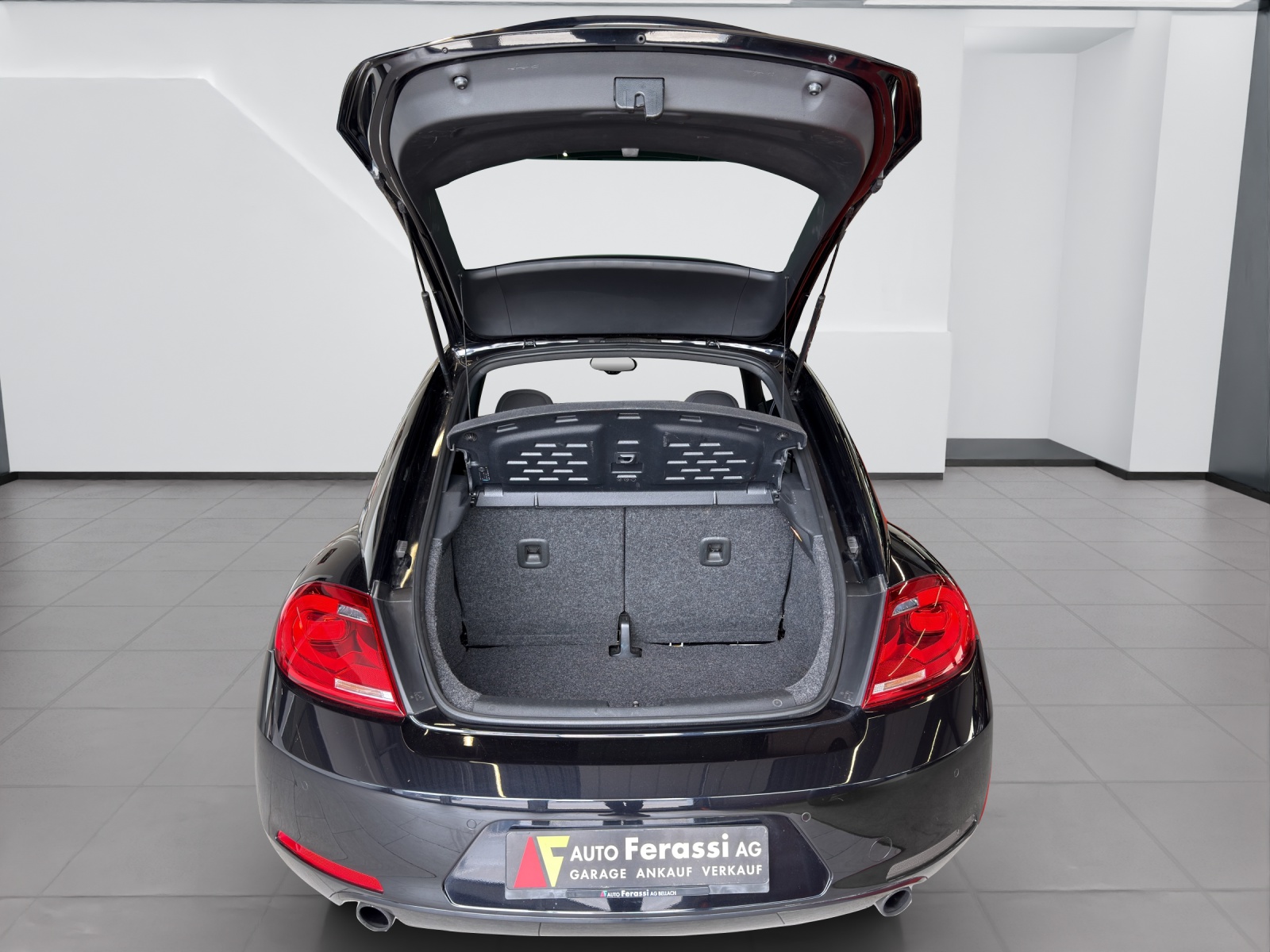 VW Beetle 2.0 TSI Sport DSG-image-22