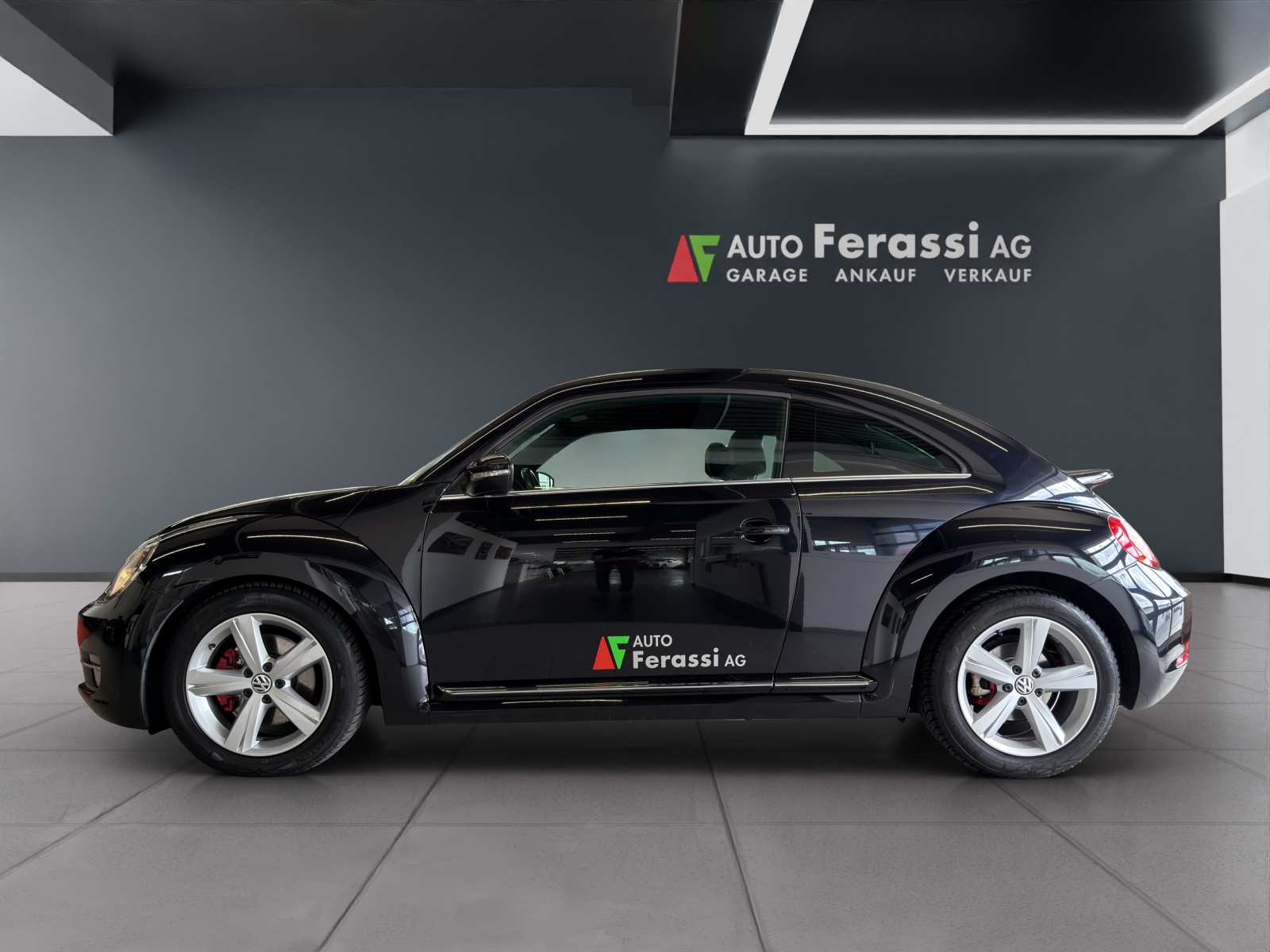 VW Beetle 2.0 TSI Sport DSG-showroom-element-1