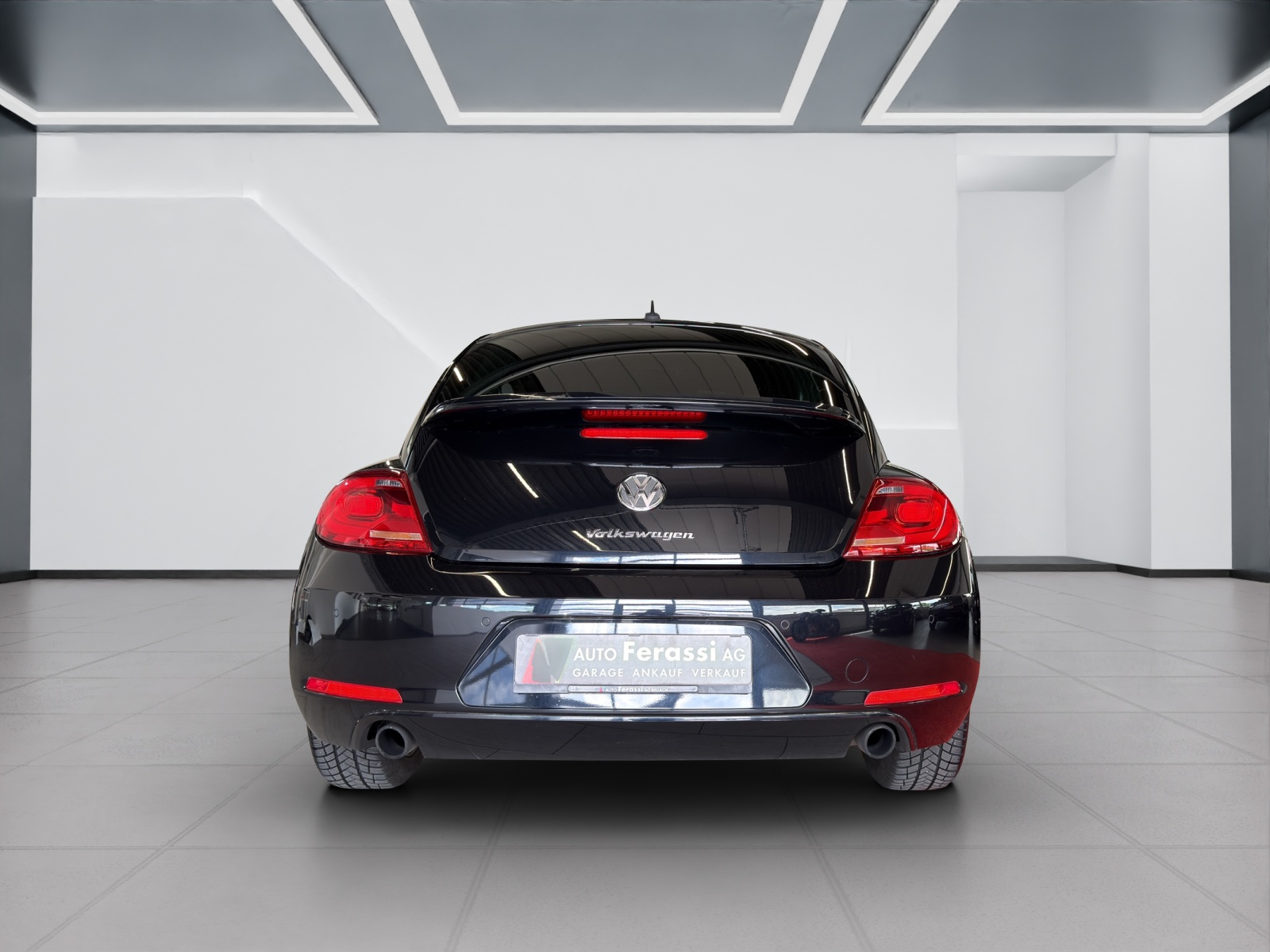 VW Beetle 2.0 TSI Sport DSG-image-4