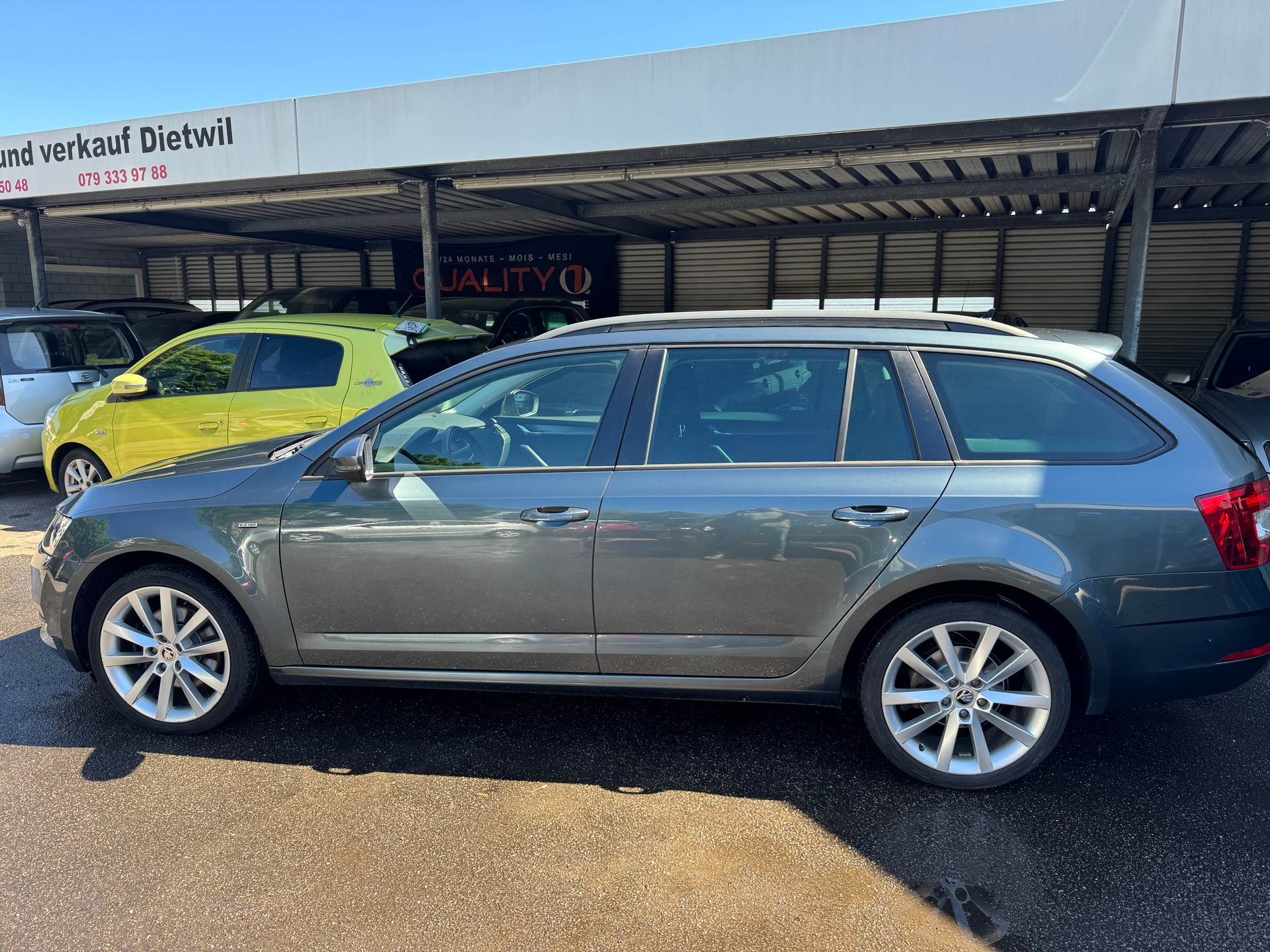 SKODA Octavia Combi 2.0 TSI Clever 4x4 DSG-image-3