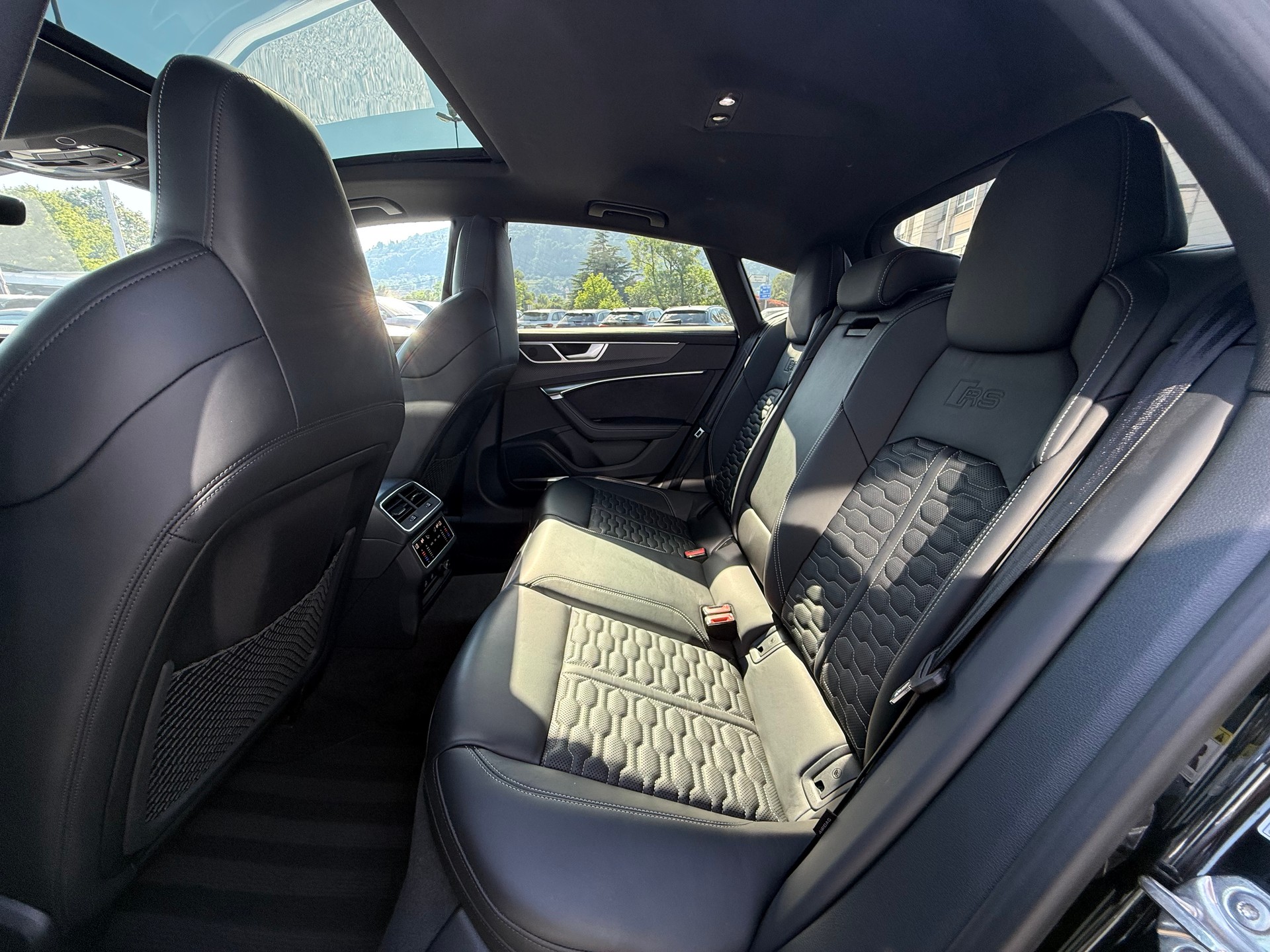 AUDI RS7 Sportback MHEV Performance-image-17