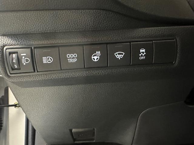 SUZUKI Swace 1.8 Compact Top Hybrid-image-6