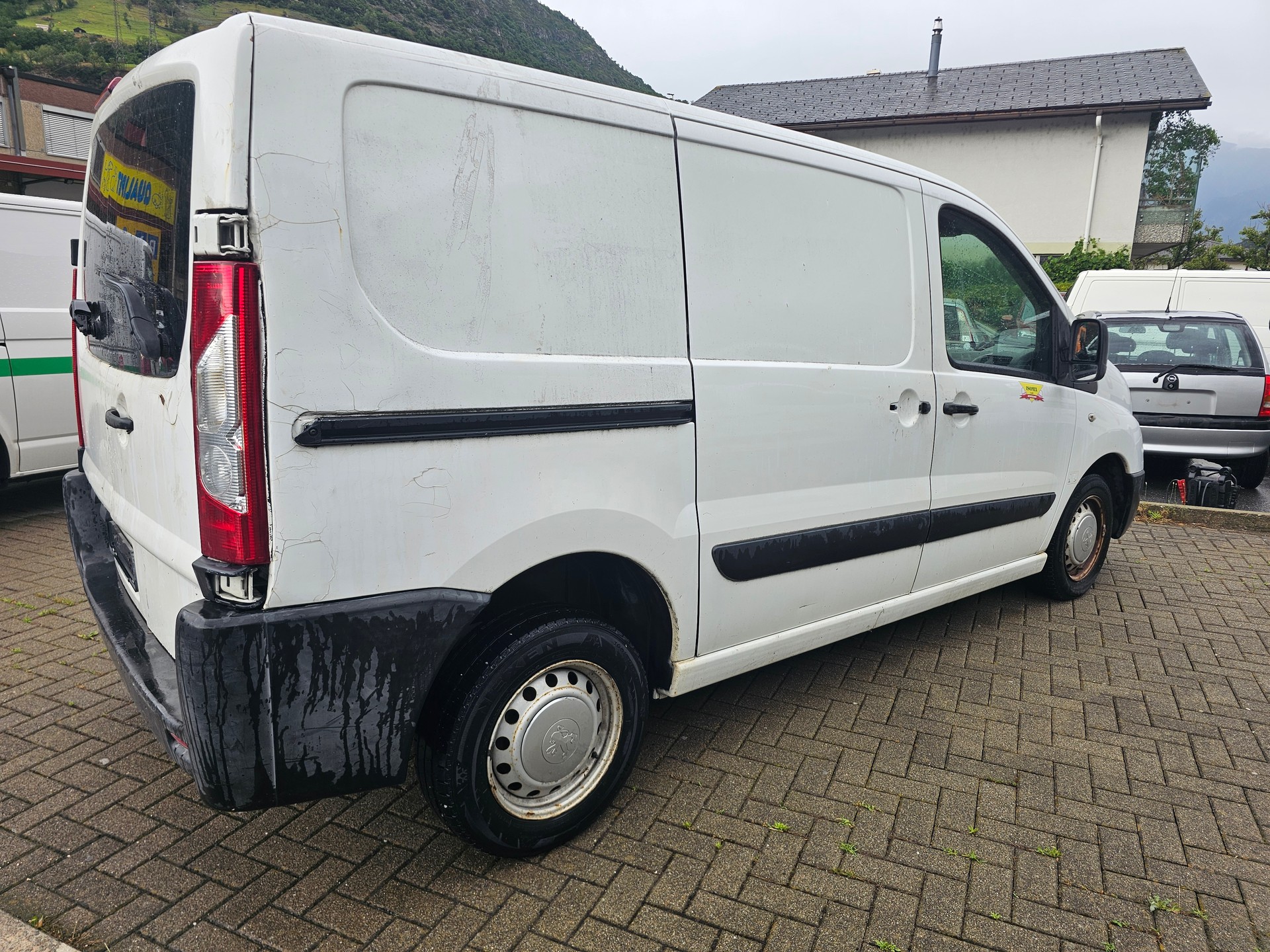 PEUGEOT Expert 1.6 HDi 227 L1H1-image-3
