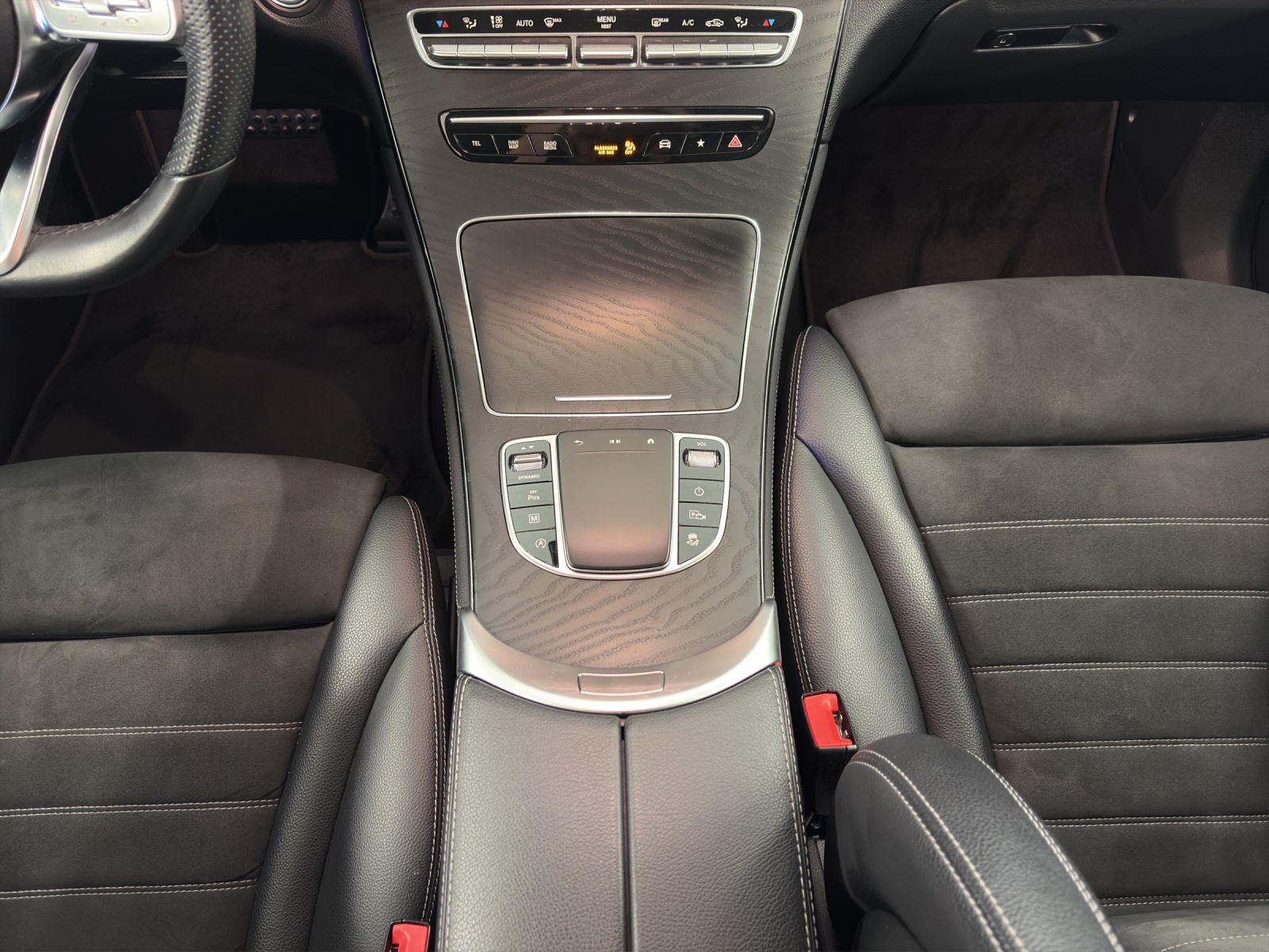MERCEDES-BENZ GLC 220 d AMG Plus 4Matic-image-15