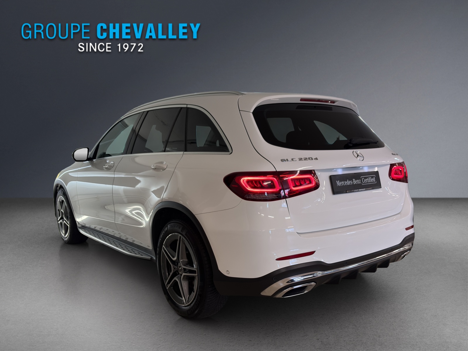 MERCEDES-BENZ GLC 220 d AMG Plus 4Matic-showroom-element-3