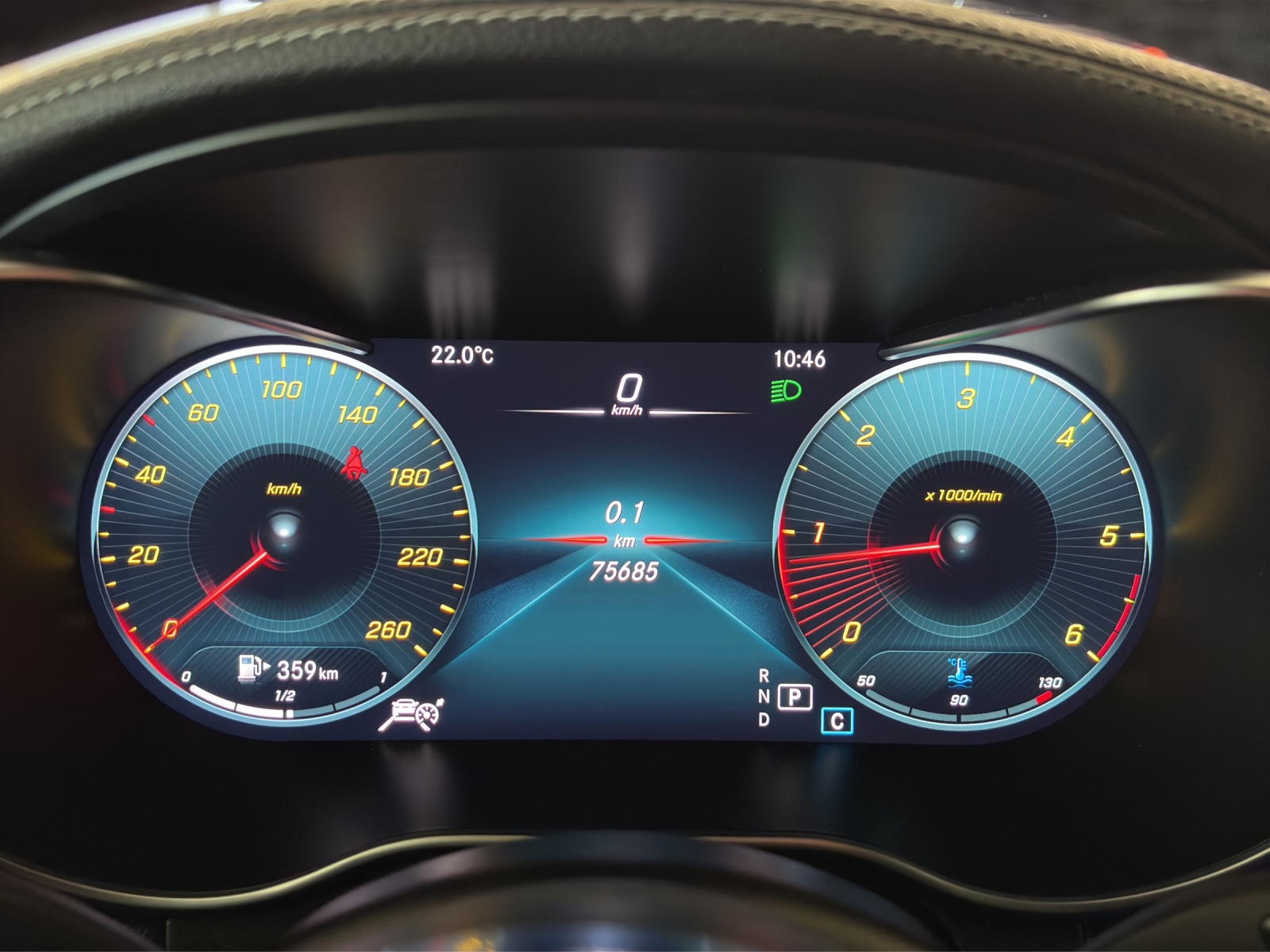 MERCEDES-BENZ GLC 220 d AMG Plus 4Matic-image-14