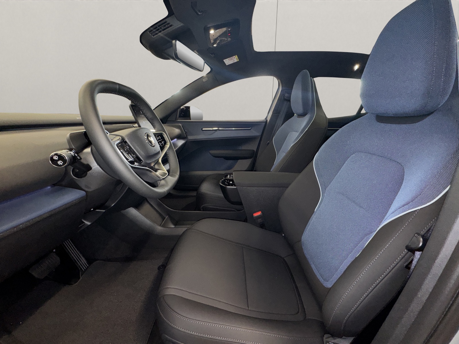 VOLVO EX30 CC E60 Twin Performance AWD-image-10