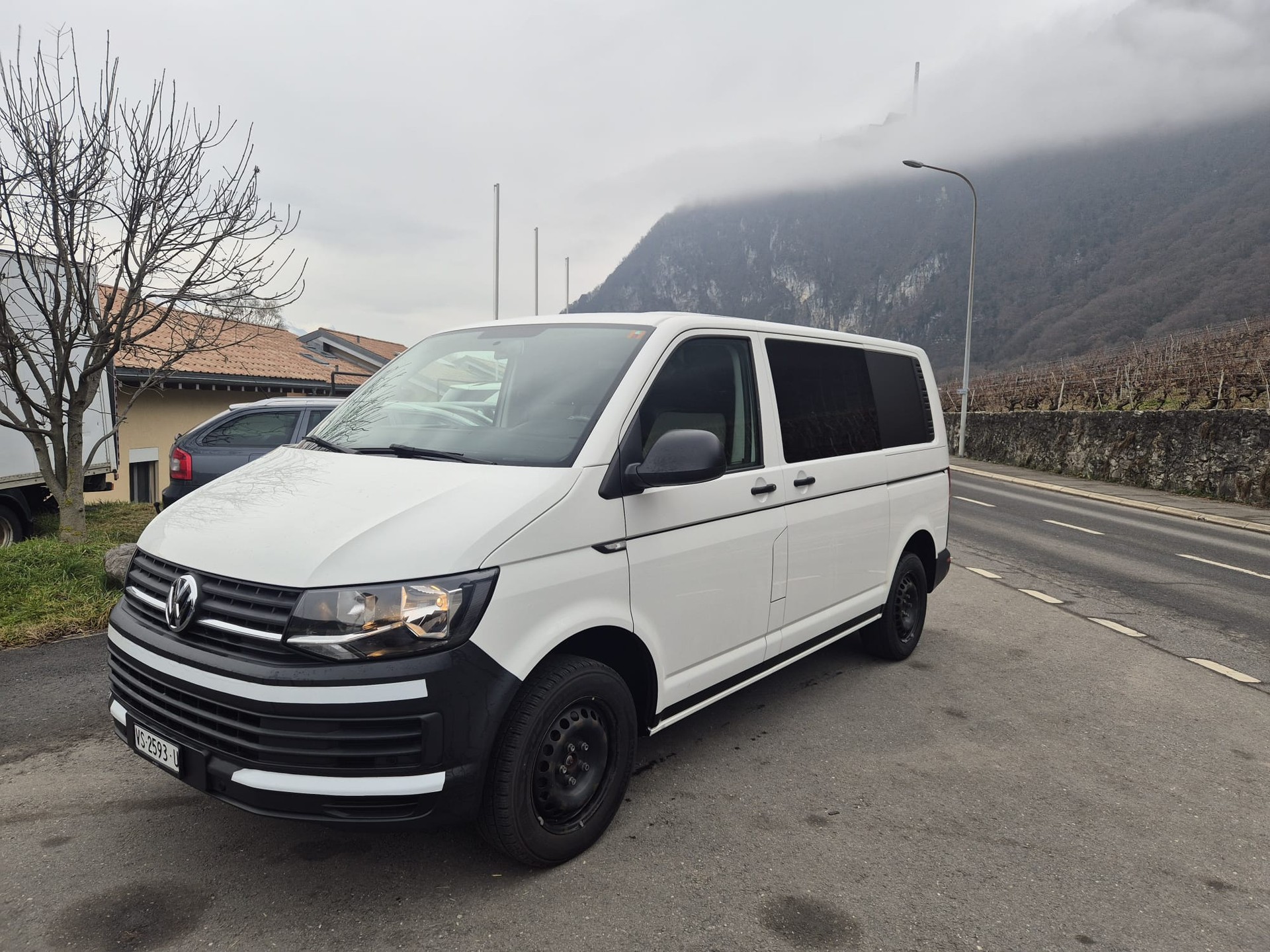 VW T6 2.0 TDI Entry-image-3