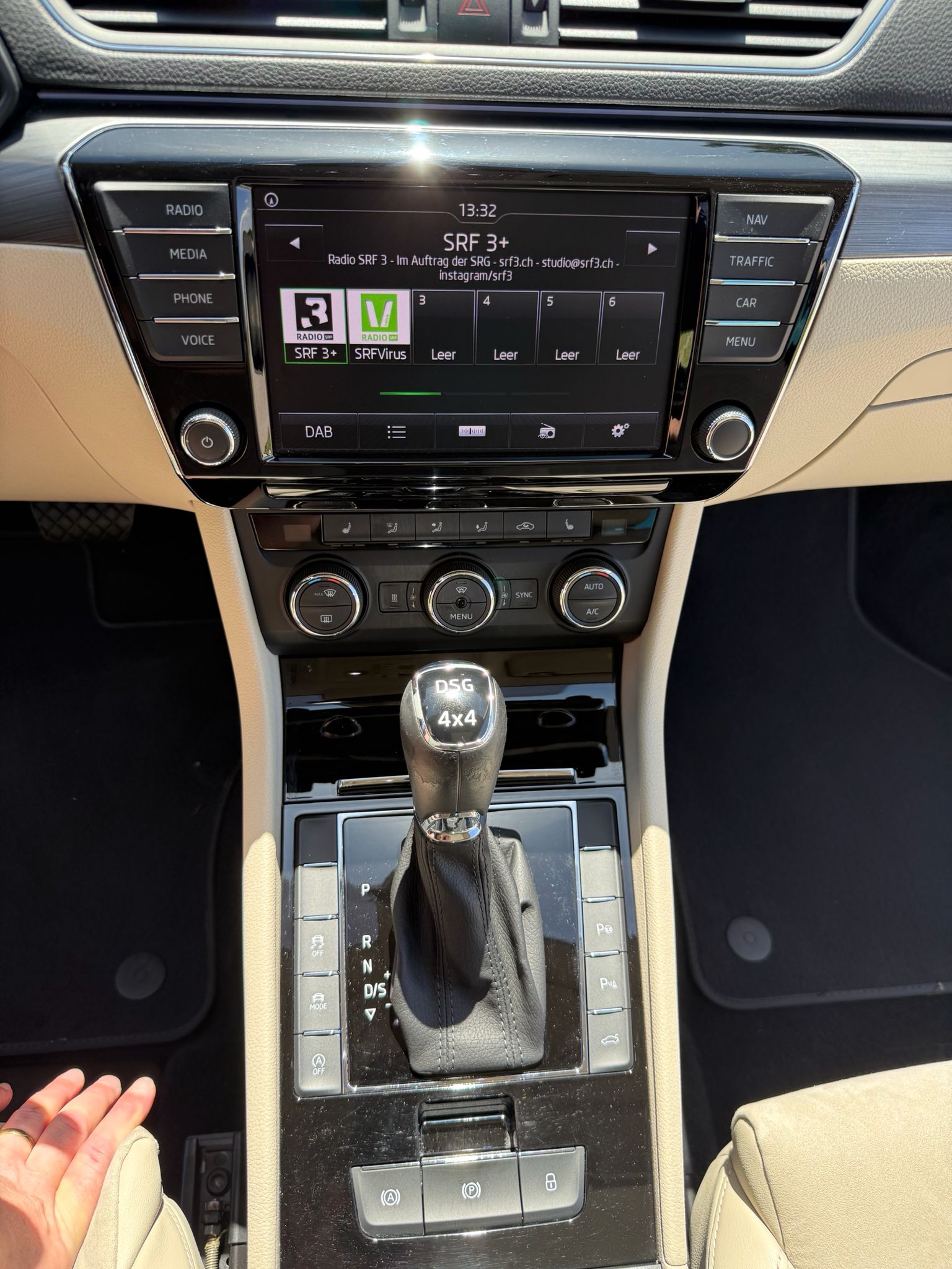 SKODA 2.0 TDI 190 Style 4x4 DSG-image-2