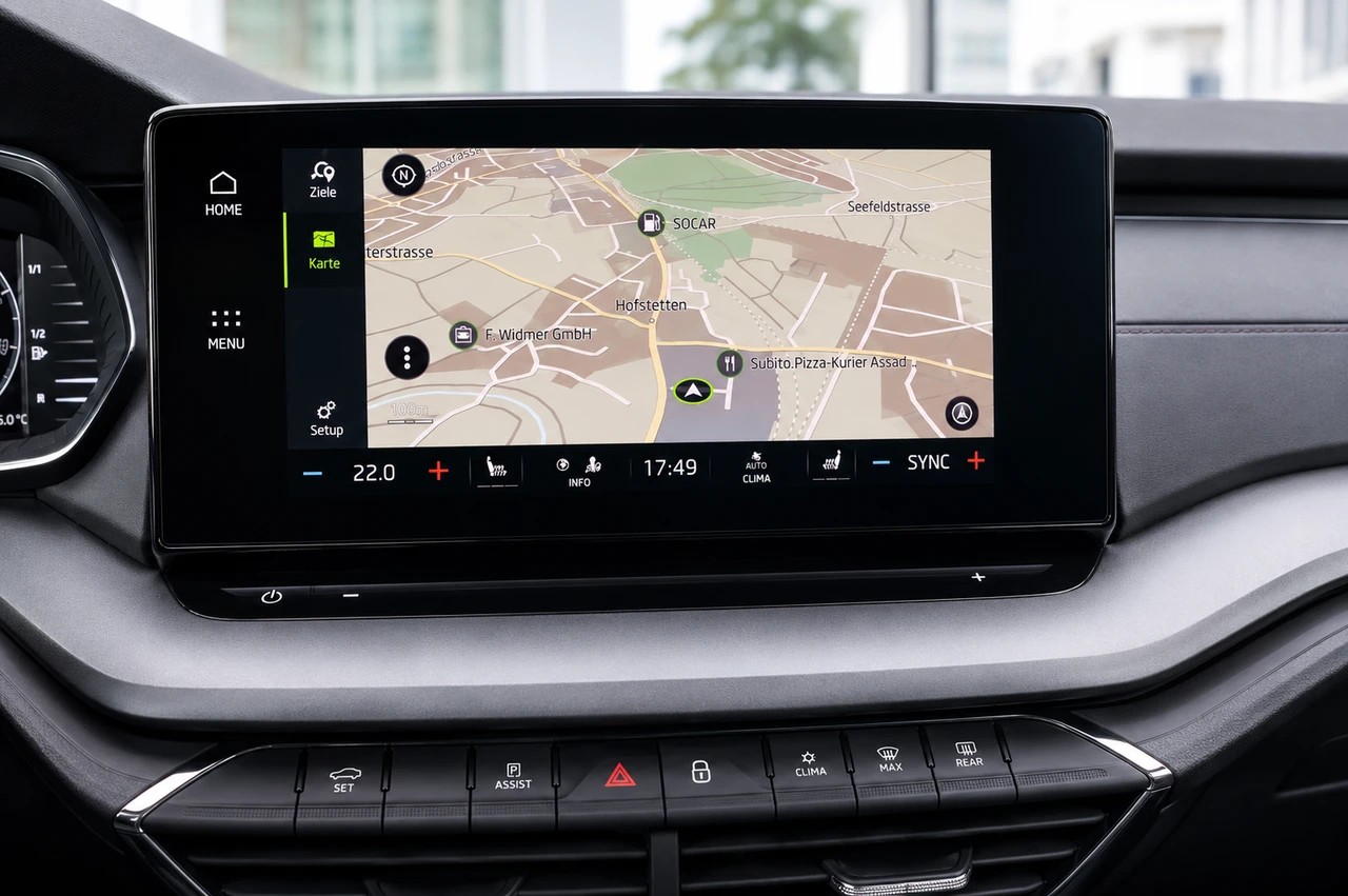 SKODA Octavia Combi 2.0 TDI Ambition DSG-image-15