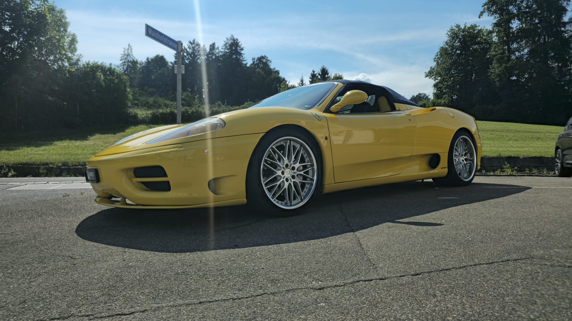 FERRARI F360 Spider-showroom-element-2