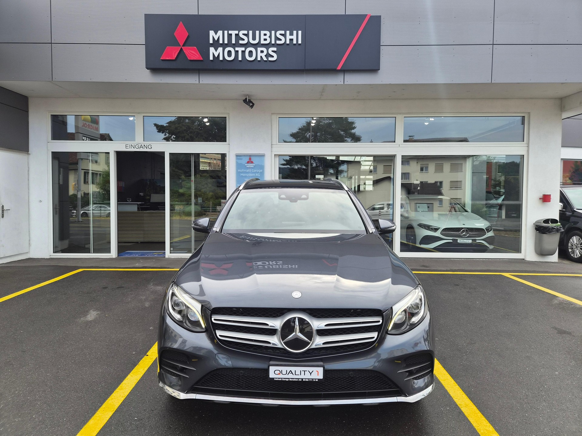 MERCEDES-BENZ GLC 250 d AMG Line 4m