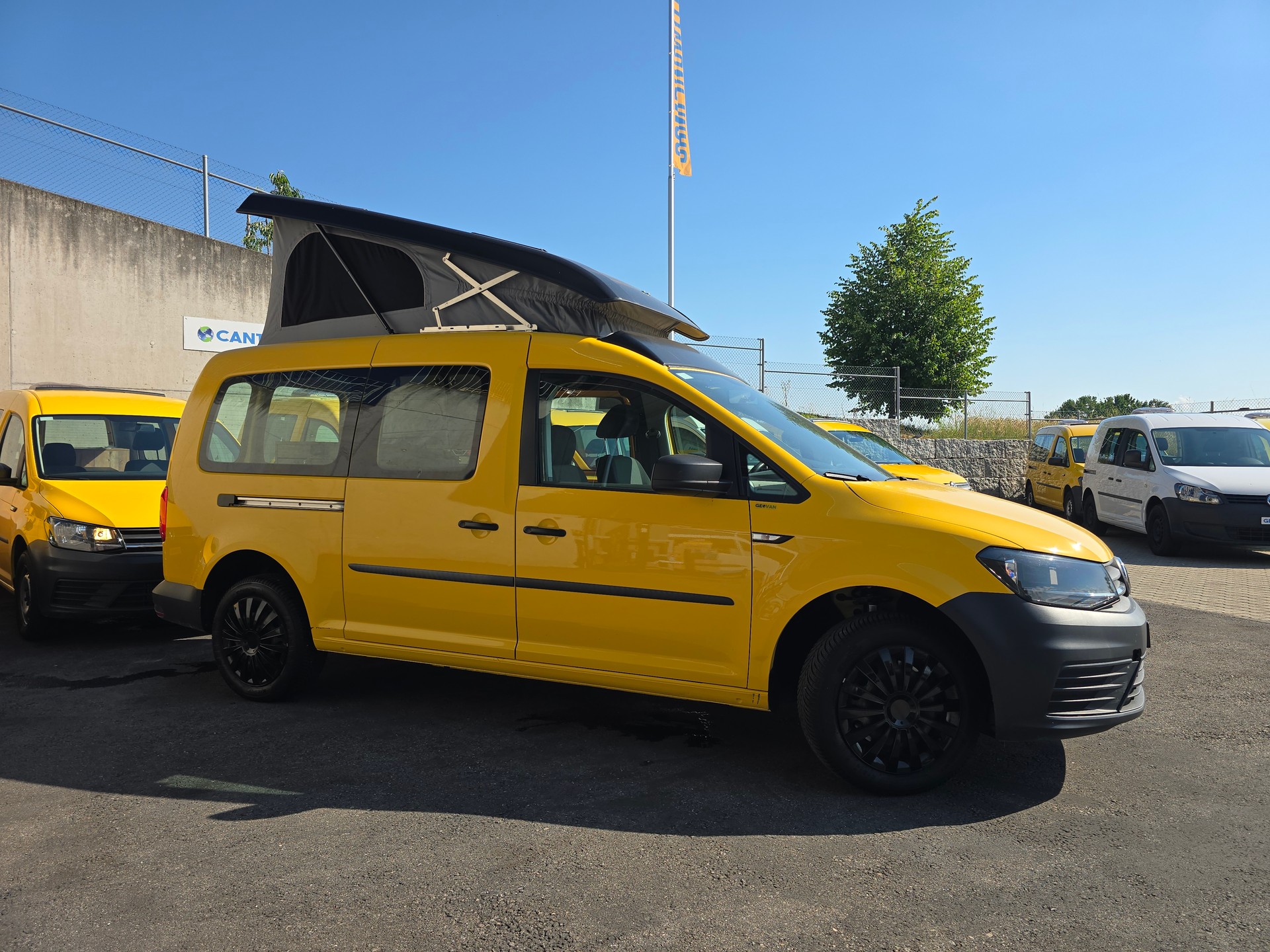 VW GEOVAN XL - Aufstelldach - AHK - Allrad - Klima - Automat - 150PS - EURO 6 - PDC - Bordcomputer - DAB+ - Lange Version