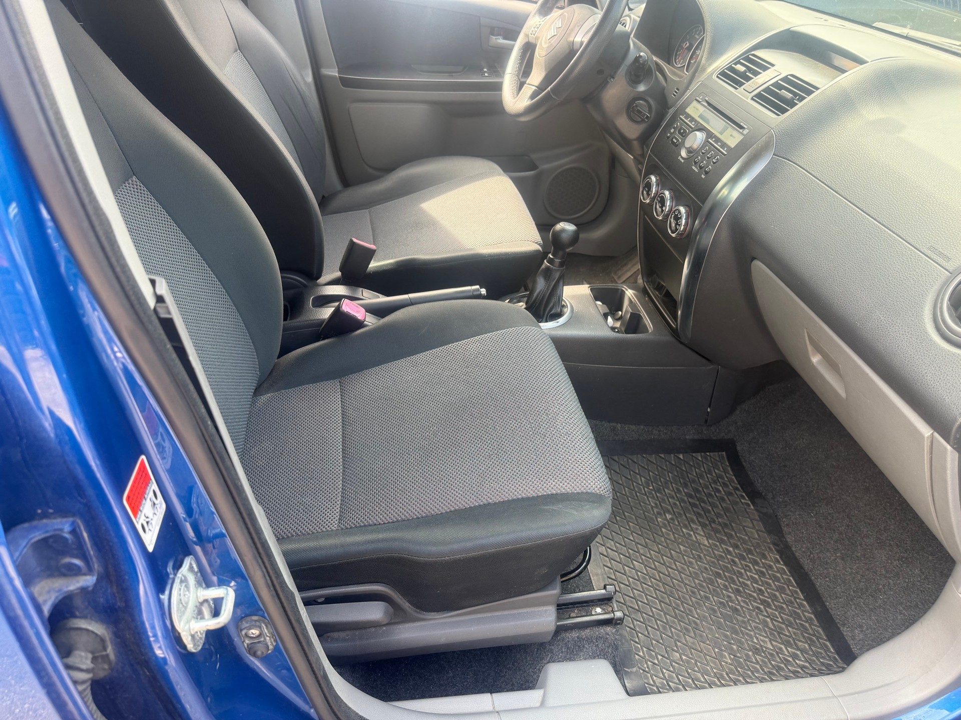 SUZUKI SX4 1.6 16V GL Top 4WD-image-13