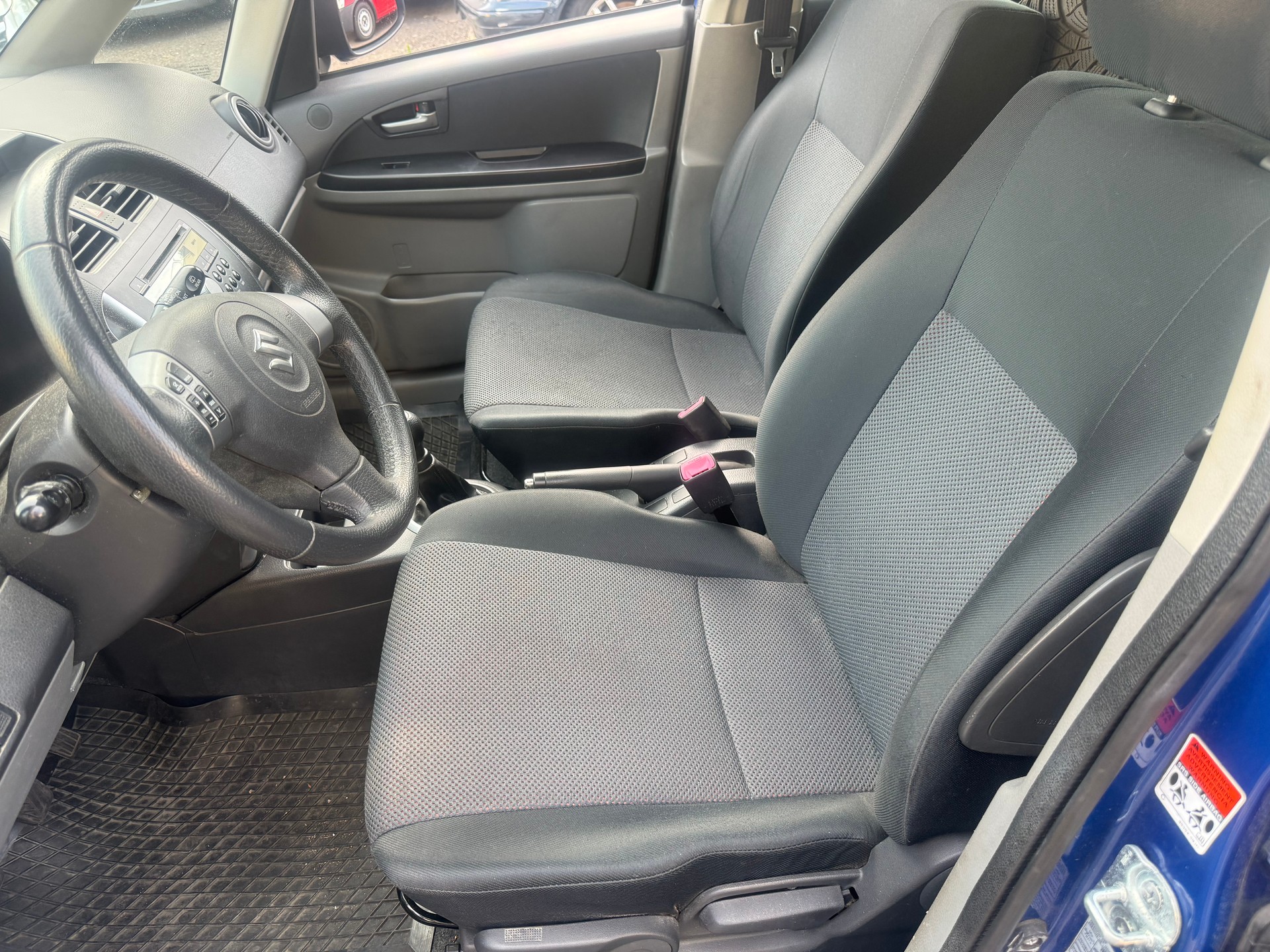 SUZUKI SX4 1.6 16V GL Top 4WD-image-7