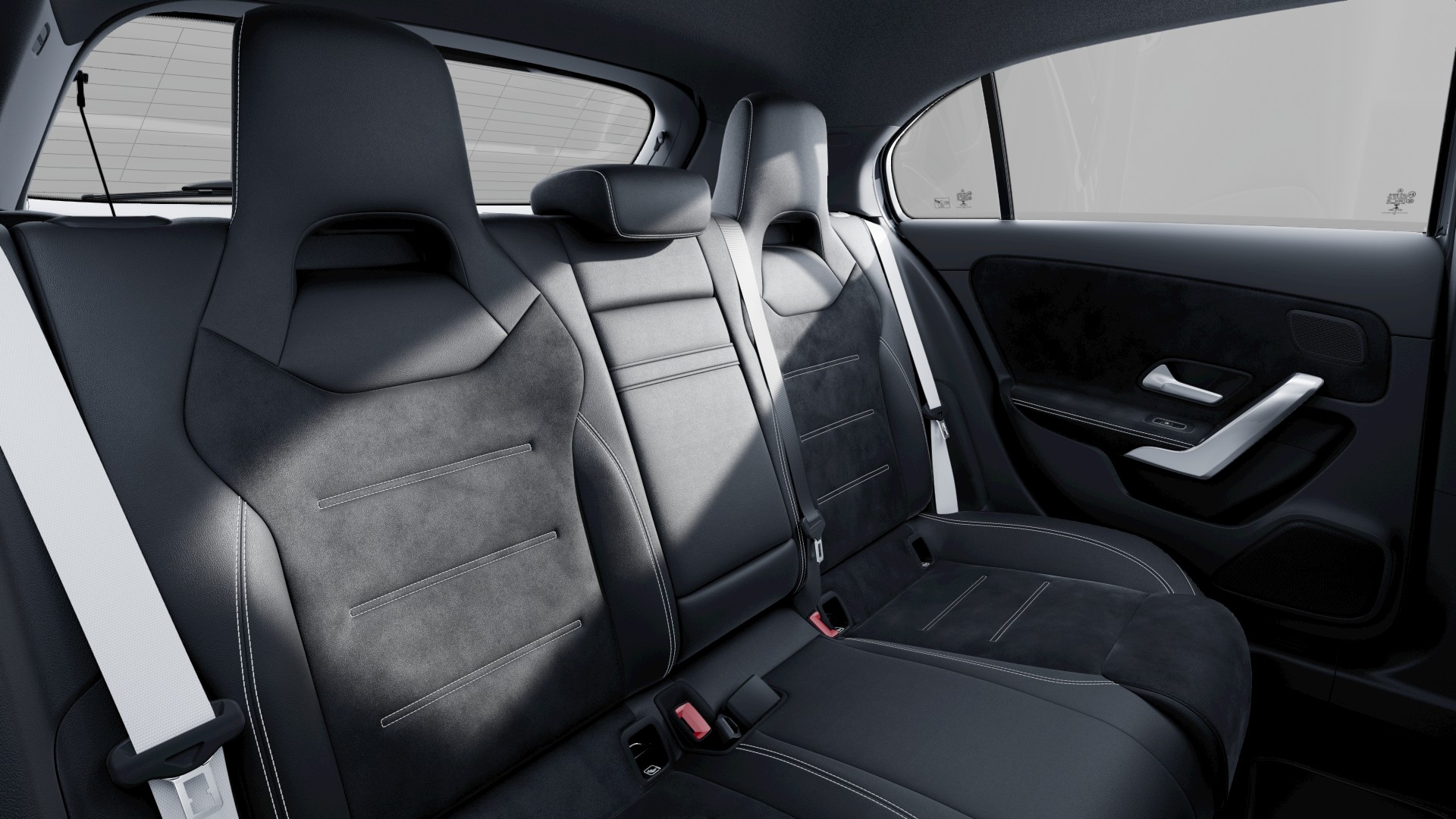 MERCEDES-BENZ A 250 AMG Line 4MATIC-image-6