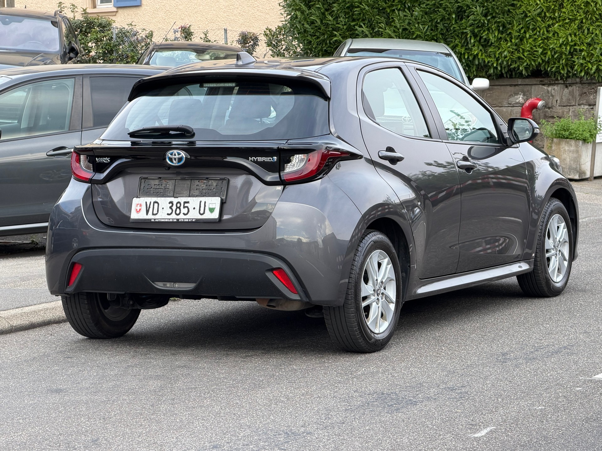 TOYOTA Yaris 1.5 Trend e-CVT-image-17