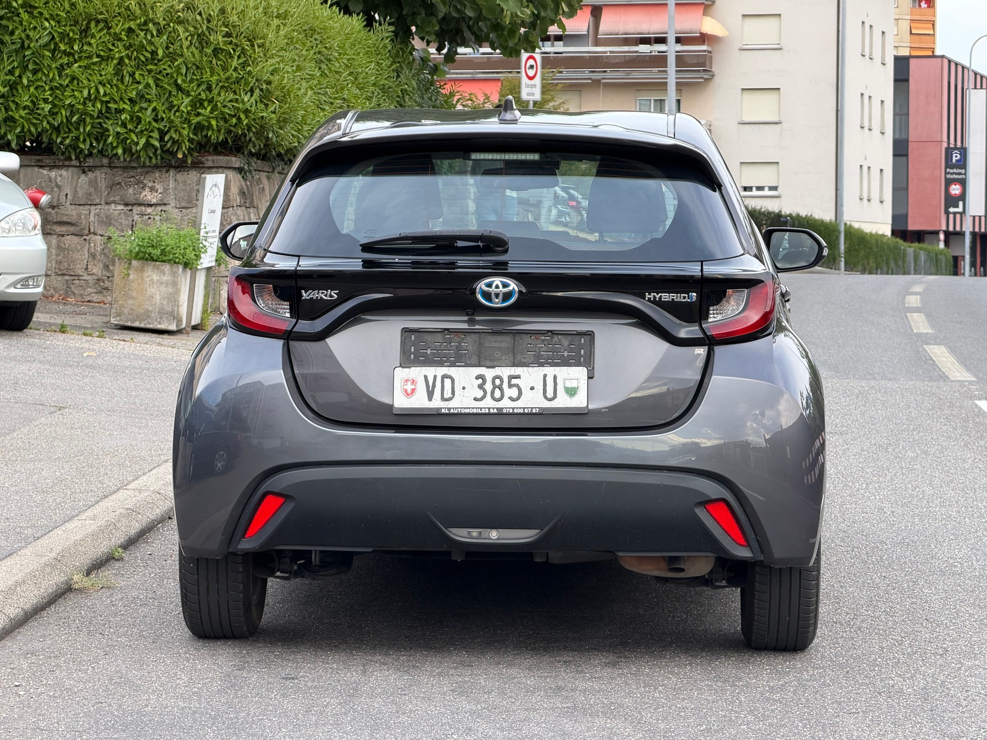 TOYOTA Yaris 1.5 Trend e-CVT-image-4