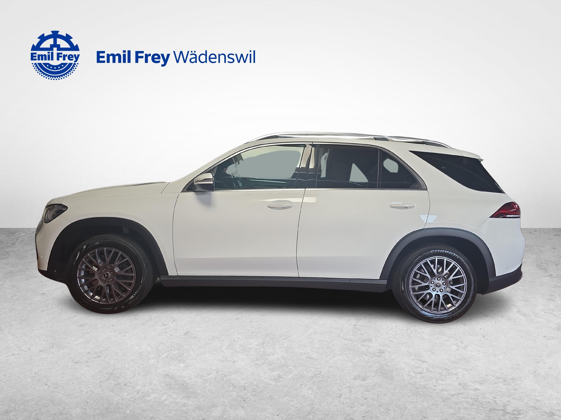 MERCEDES-BENZ GLE 450 4MATIC-showroom-element-1
