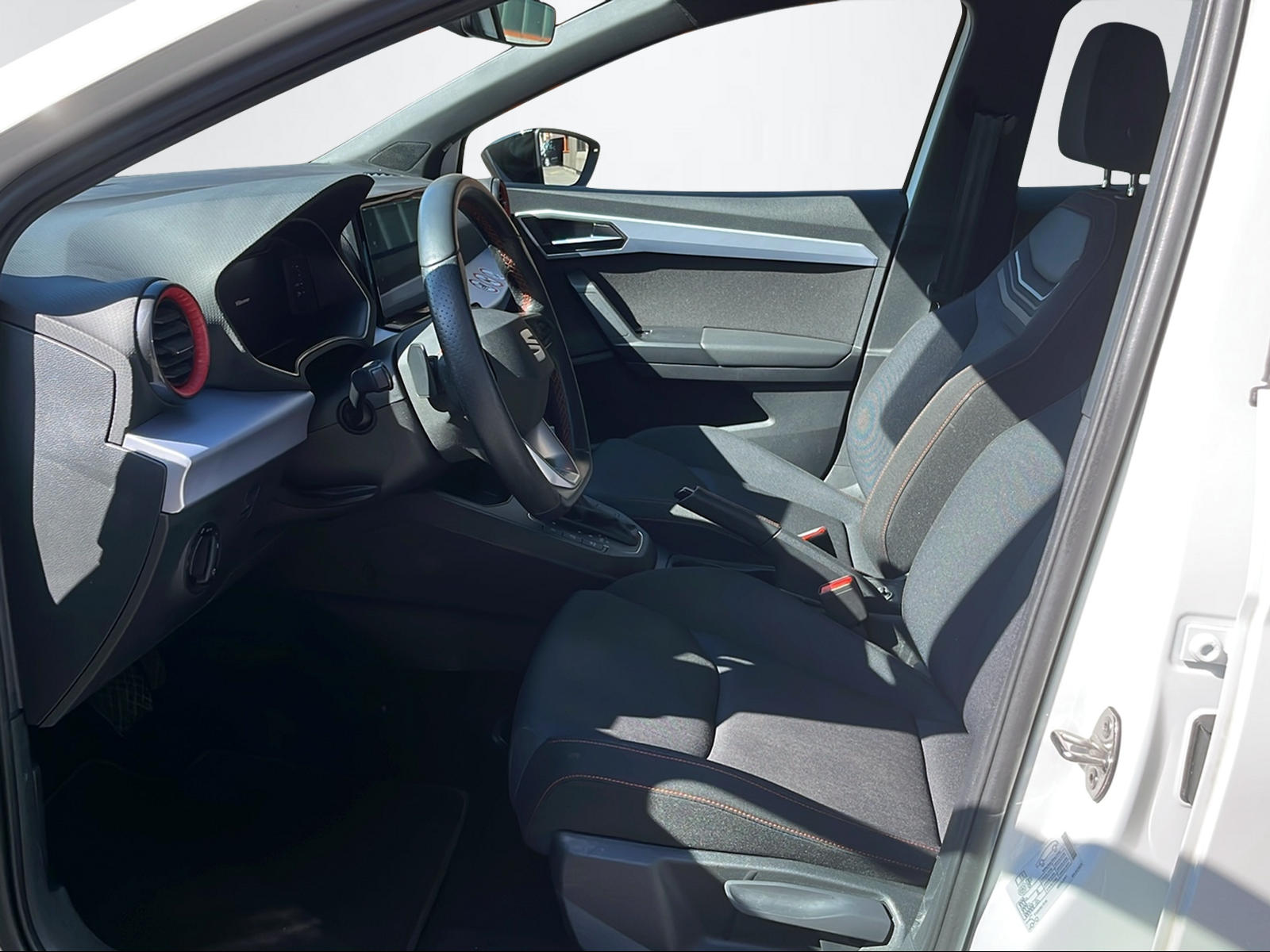 SEAT Ibiza 1.5 TSI FR DSG-image-6