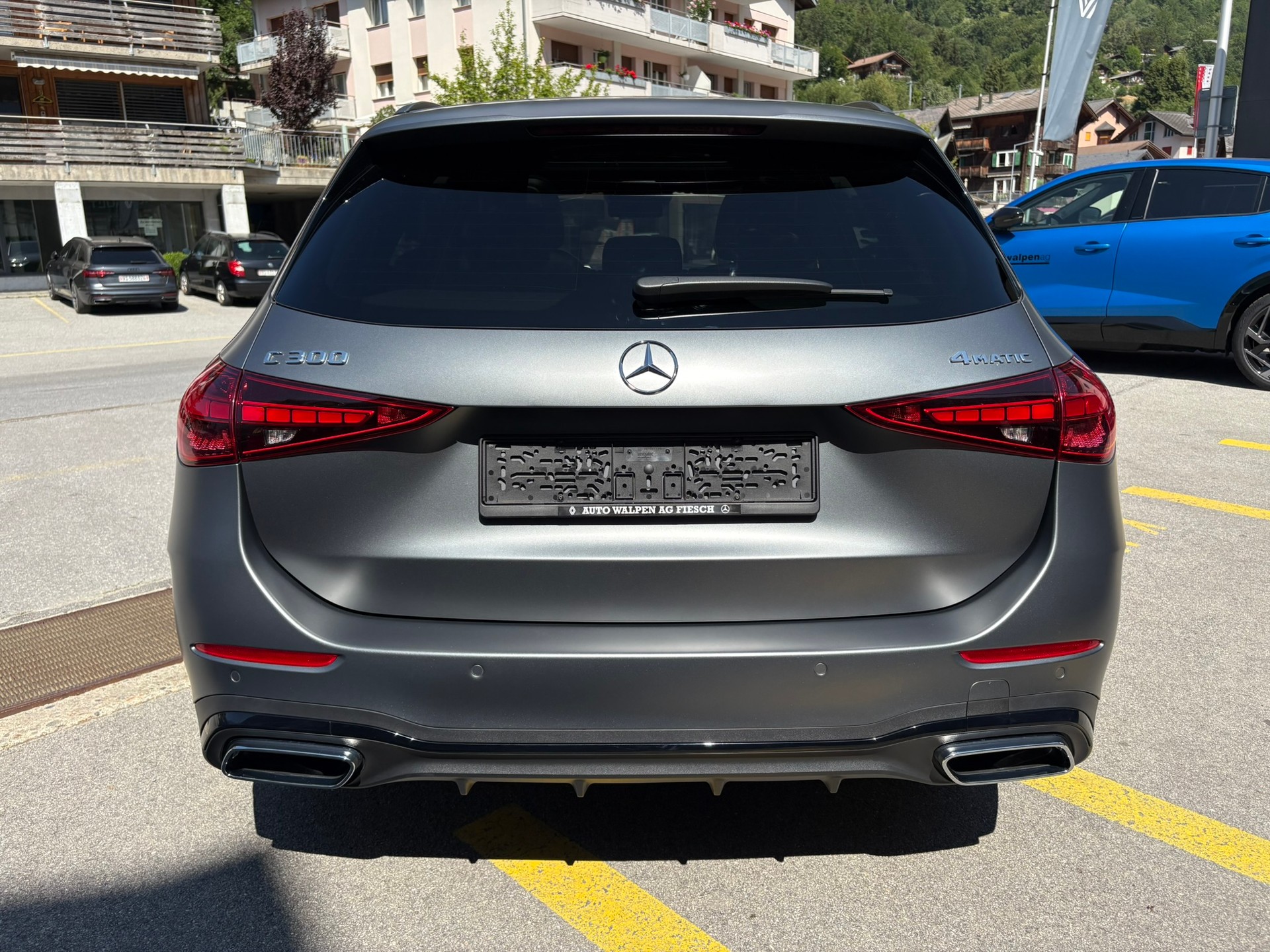 MERCEDES-BENZ C 300 T 4 Matic AMG Line-image-5